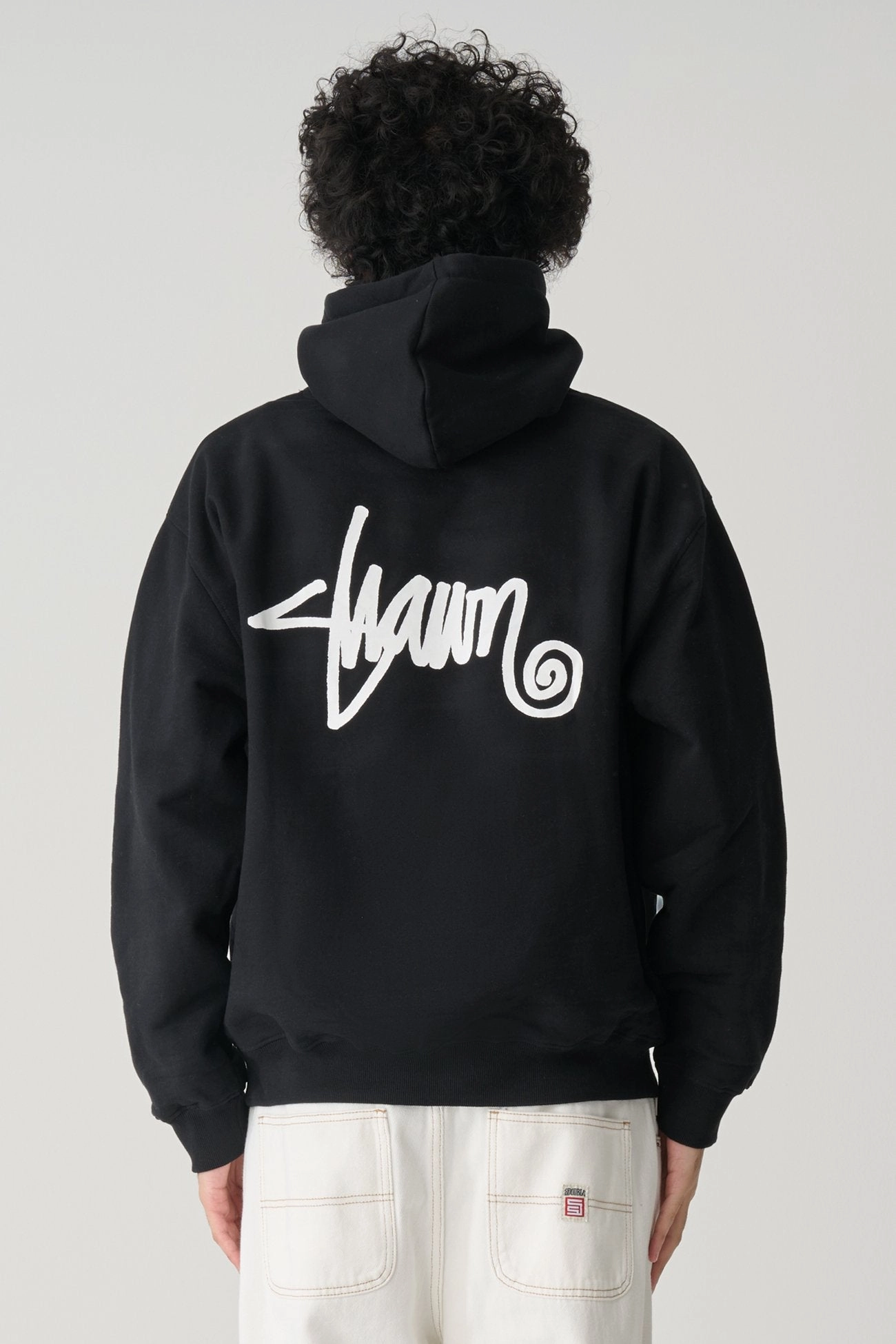 Shawn Script Hood Black Daily Essential