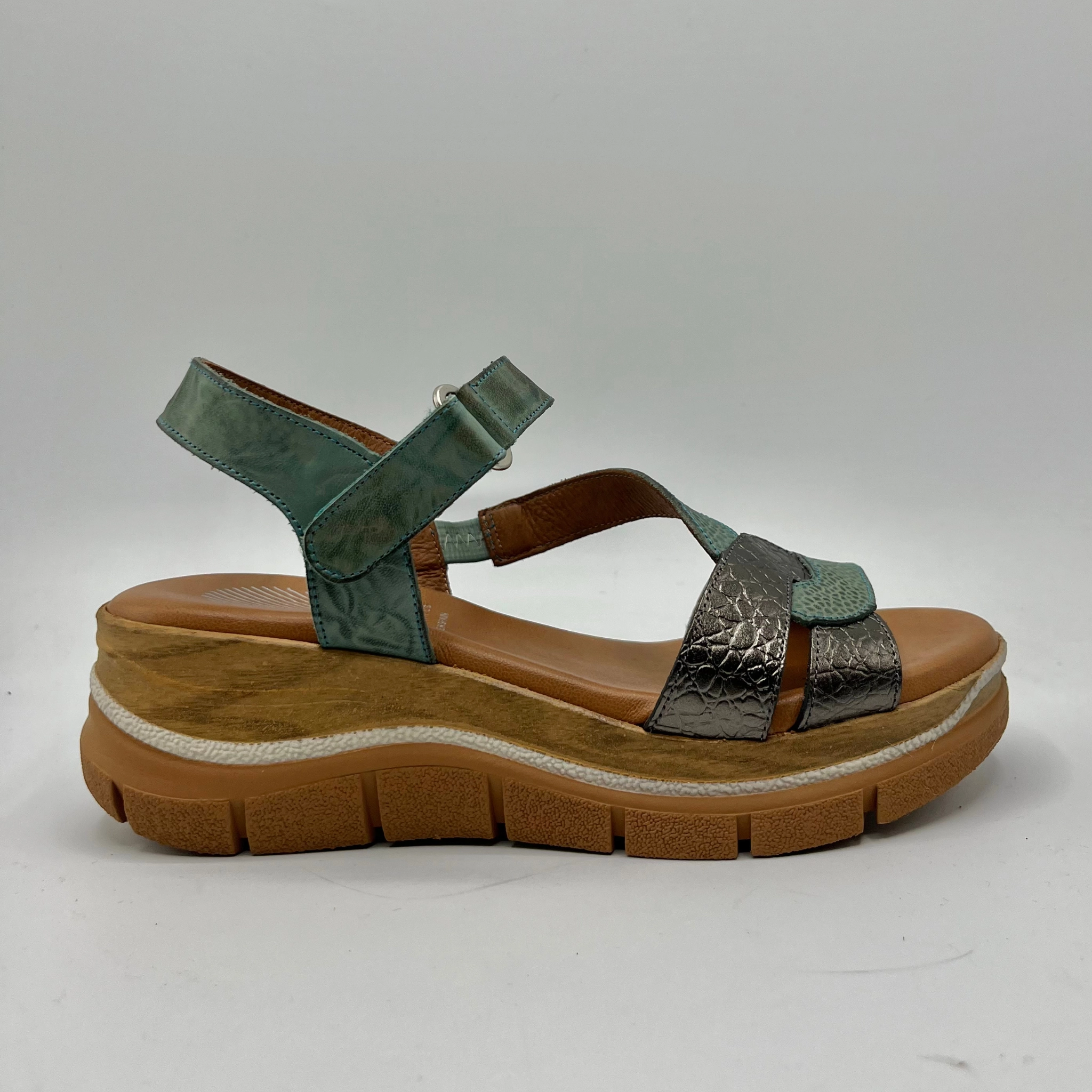 Bianca Moon Olivia Ergonomic Support Seaside Stroll