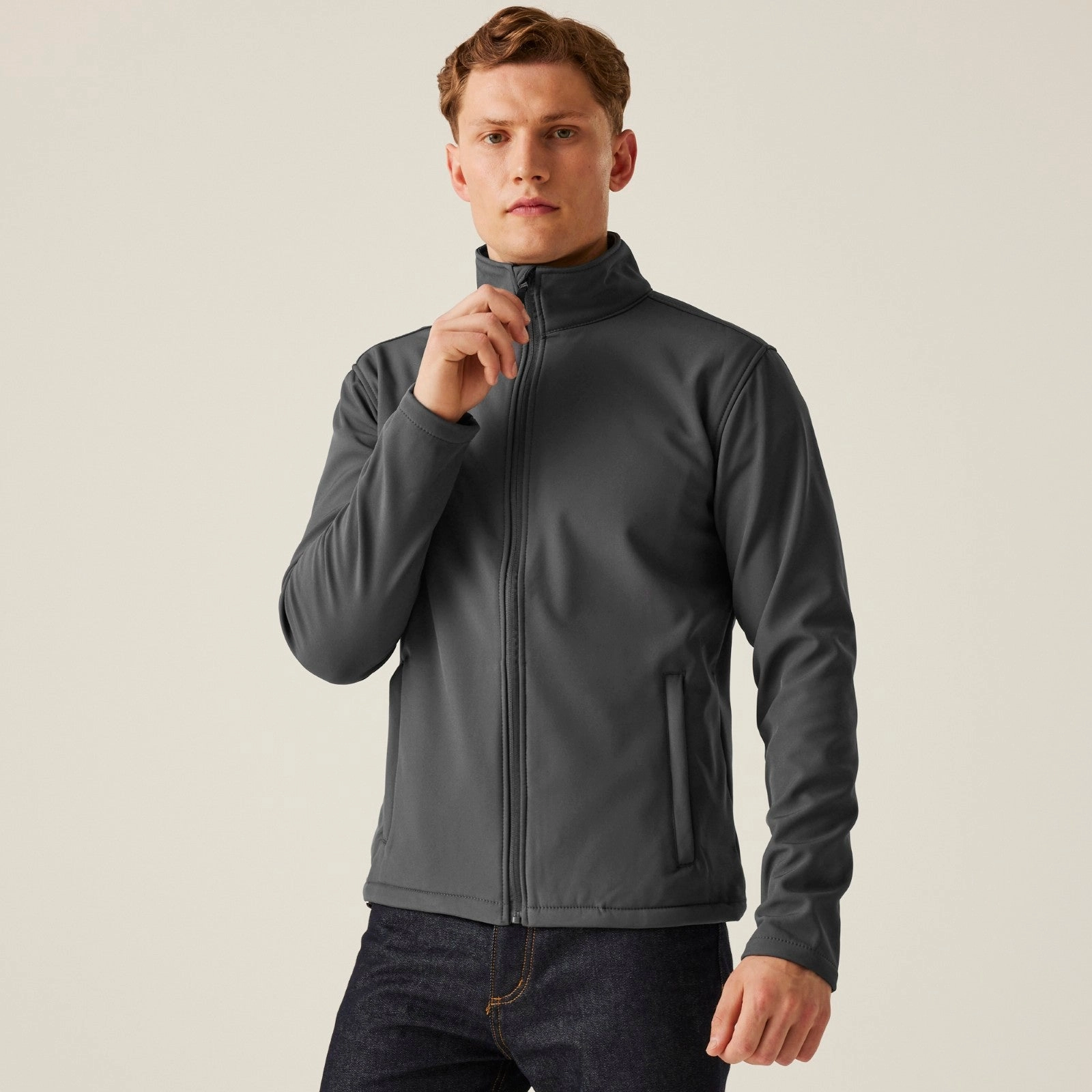 MultiPocketLayout Stitched Look Regatta Professional Mens Reid Softshell Jacket