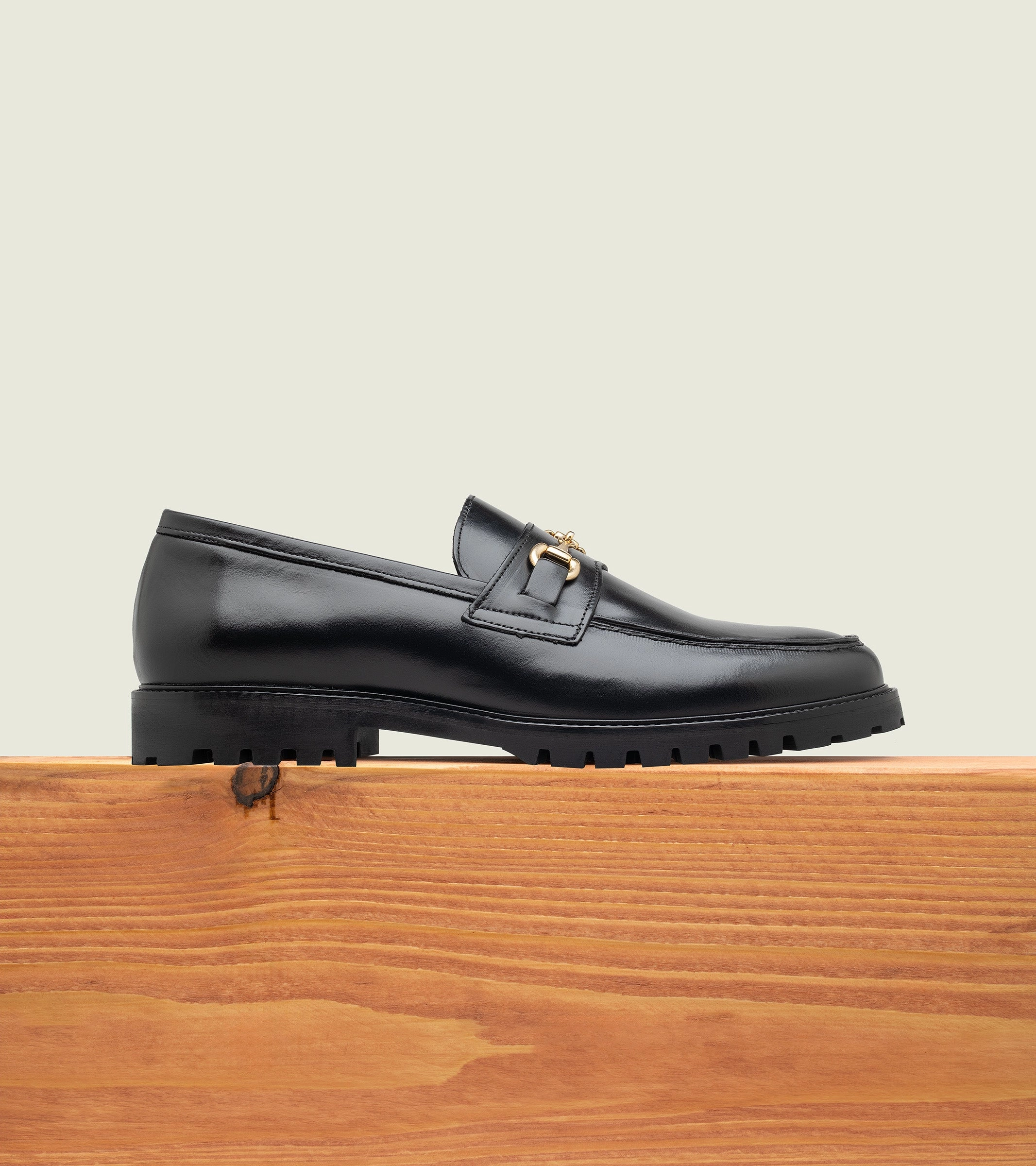 Boutique Brand Gala Sharp Carmelo Lug Sole