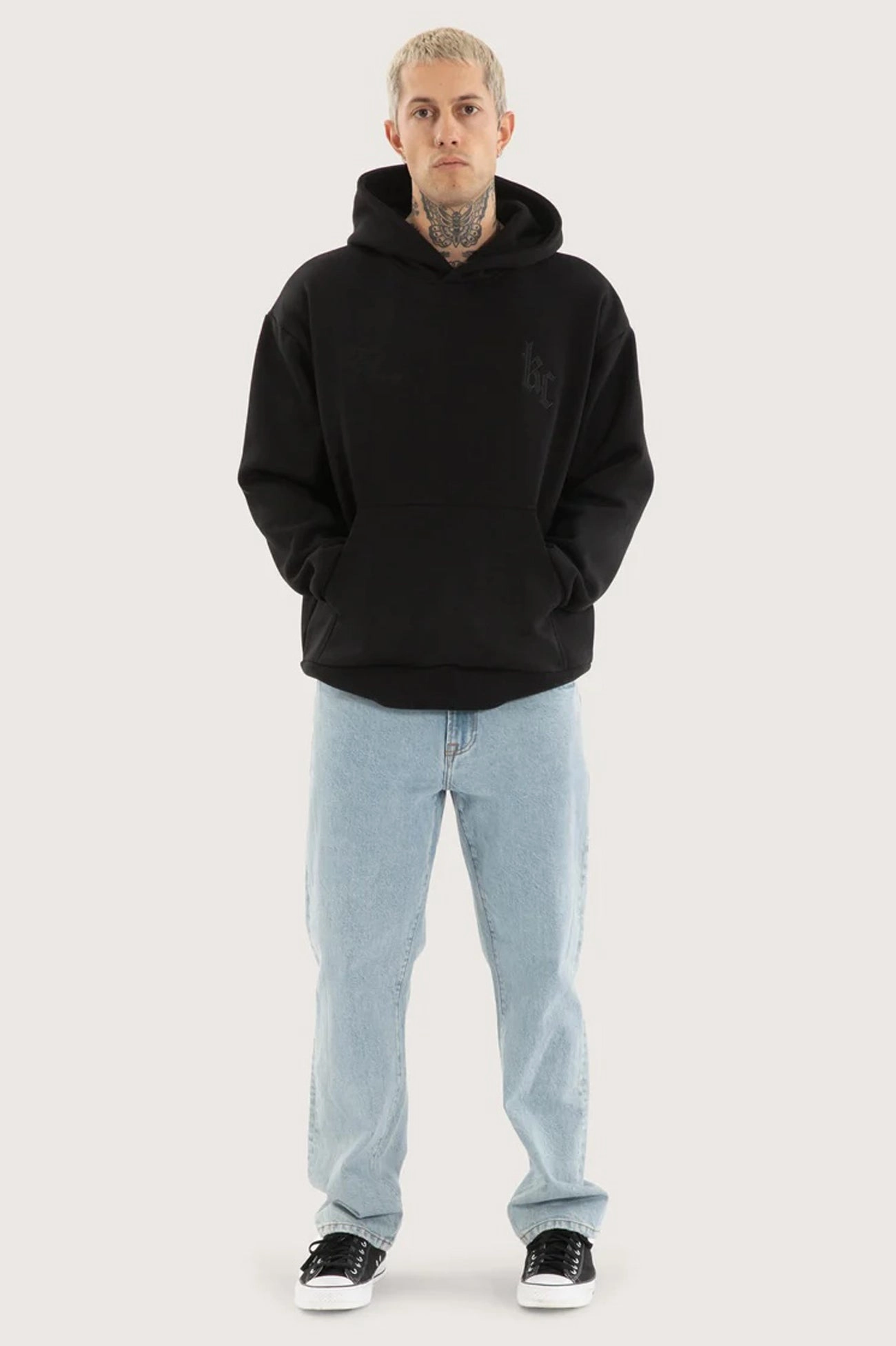 TemperatureRegulating Tech Chained Relaxed Hoodie Jet Black