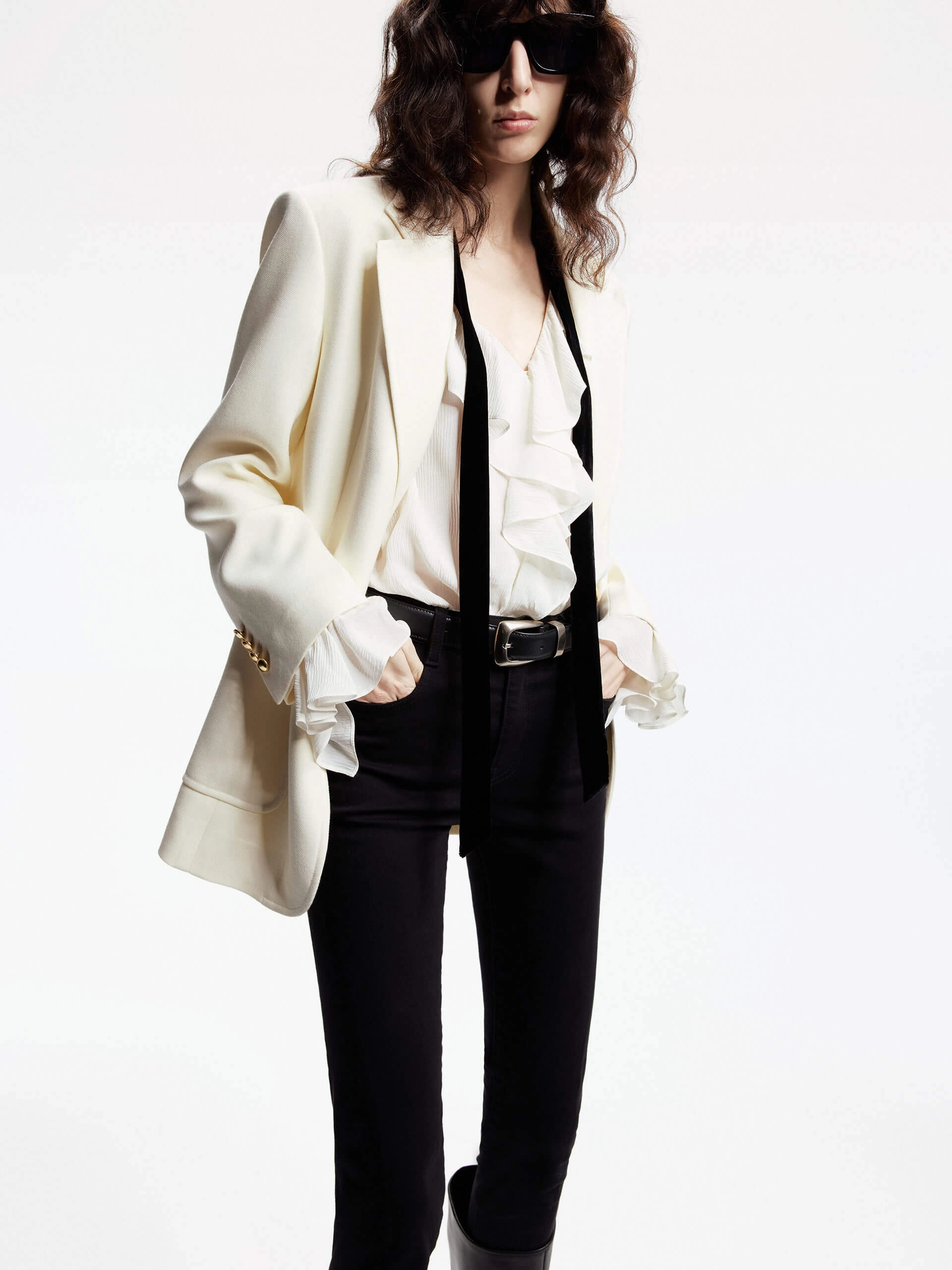 Single Breasted Tailored Blazer Convertible Sleeves Practical Everyday Fit