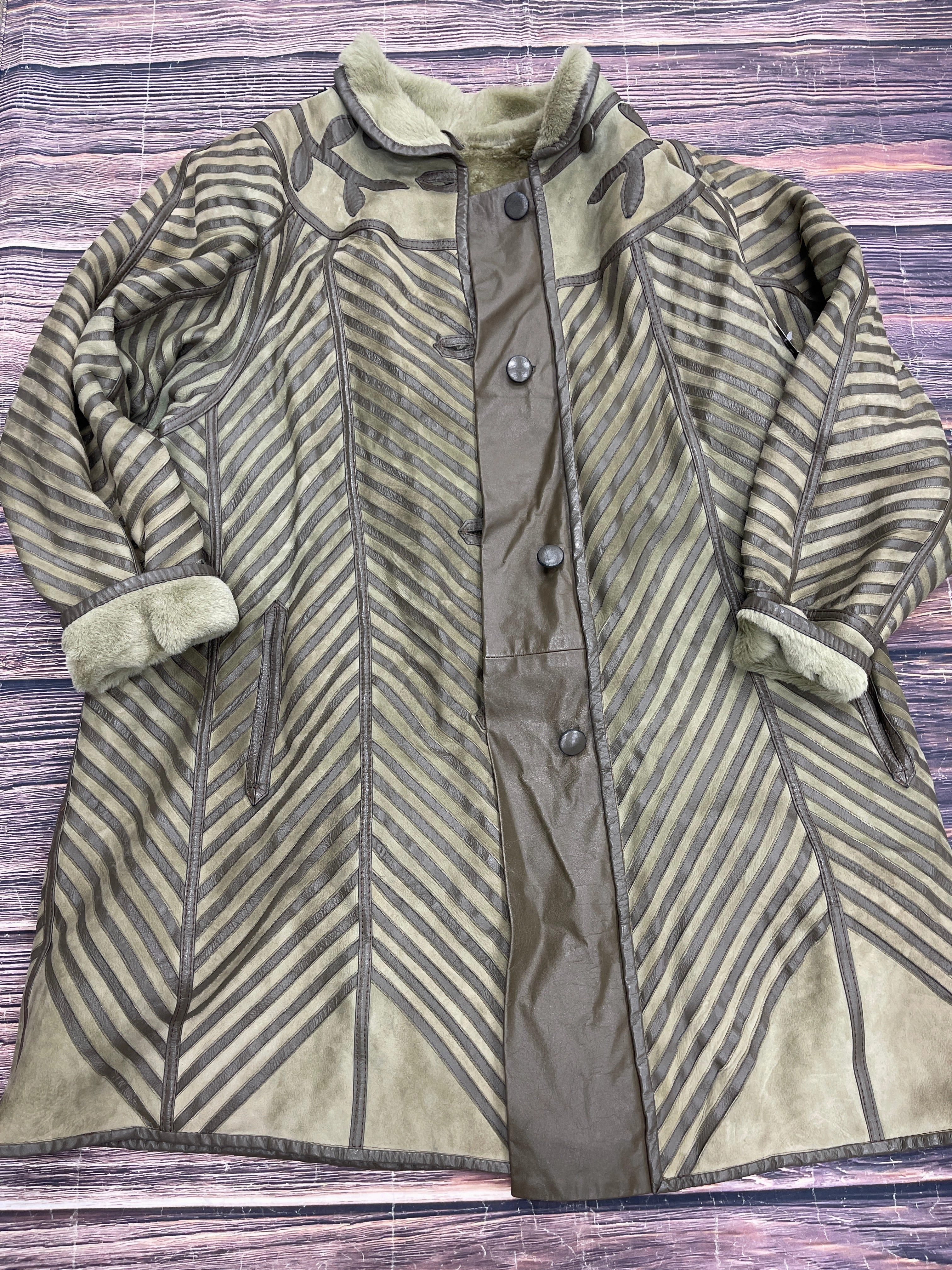 Coat Leather By Clothes Mentor In Green, Size: L Quilted Lining Sporty Chic