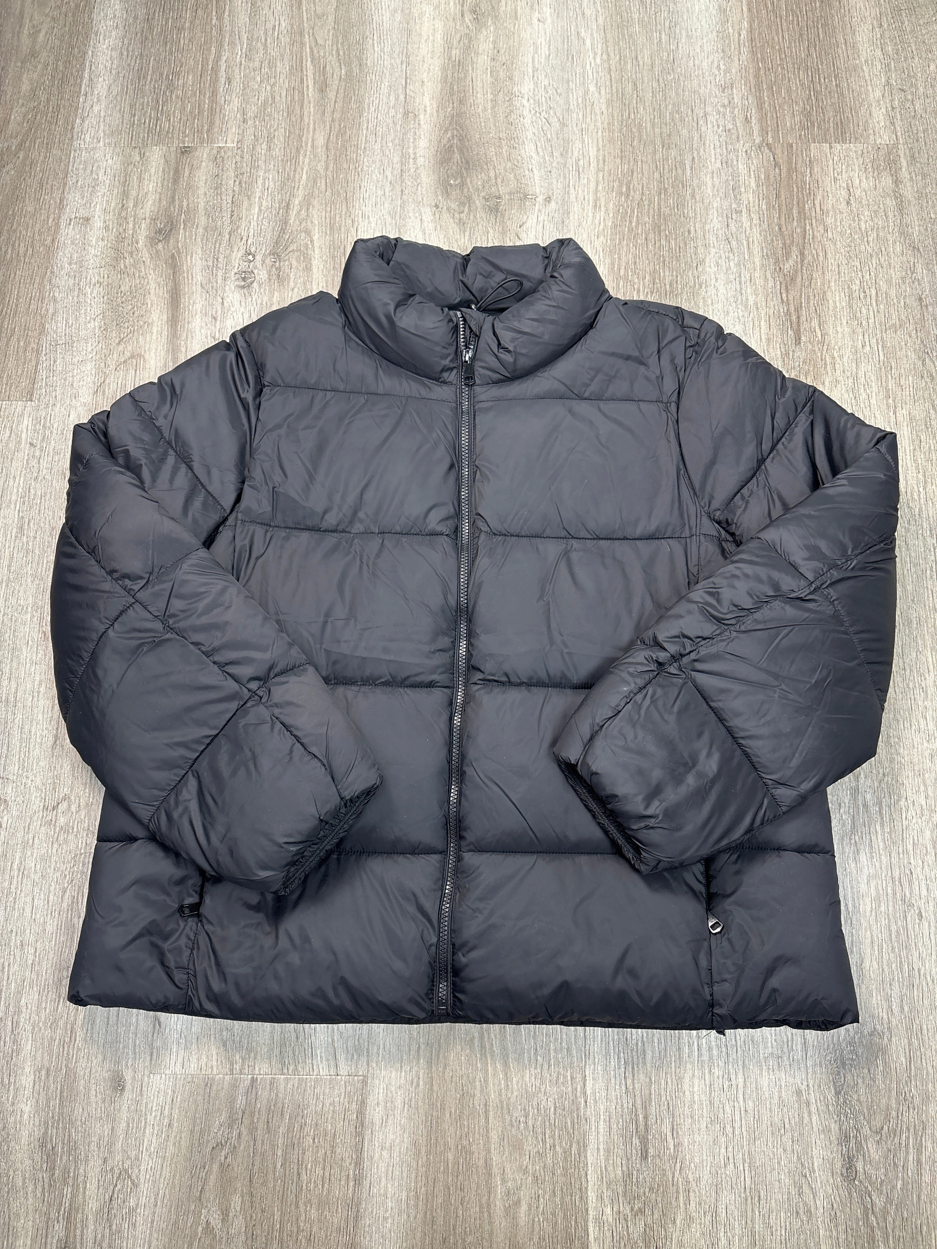 Laser Cut Vents Mid Length Cut Coat Puffer & Quilted By Soma In Black, Size: Xl