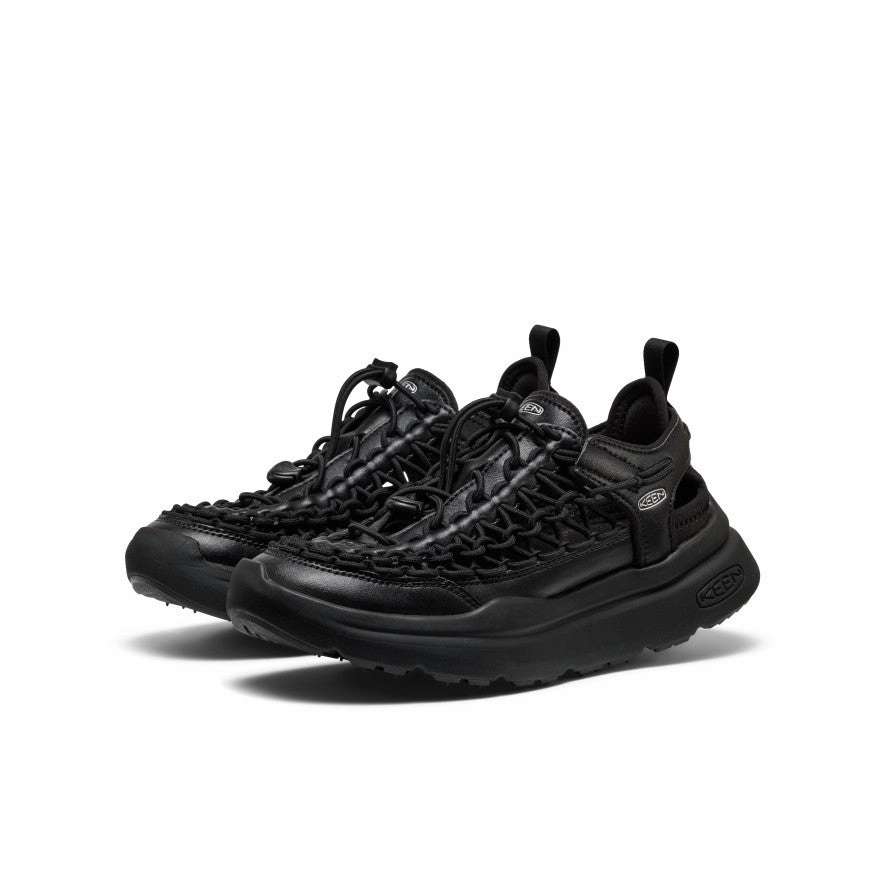 Step Right Women's UNEEK WK SNIDEL Sneaker  |  Black/Silver