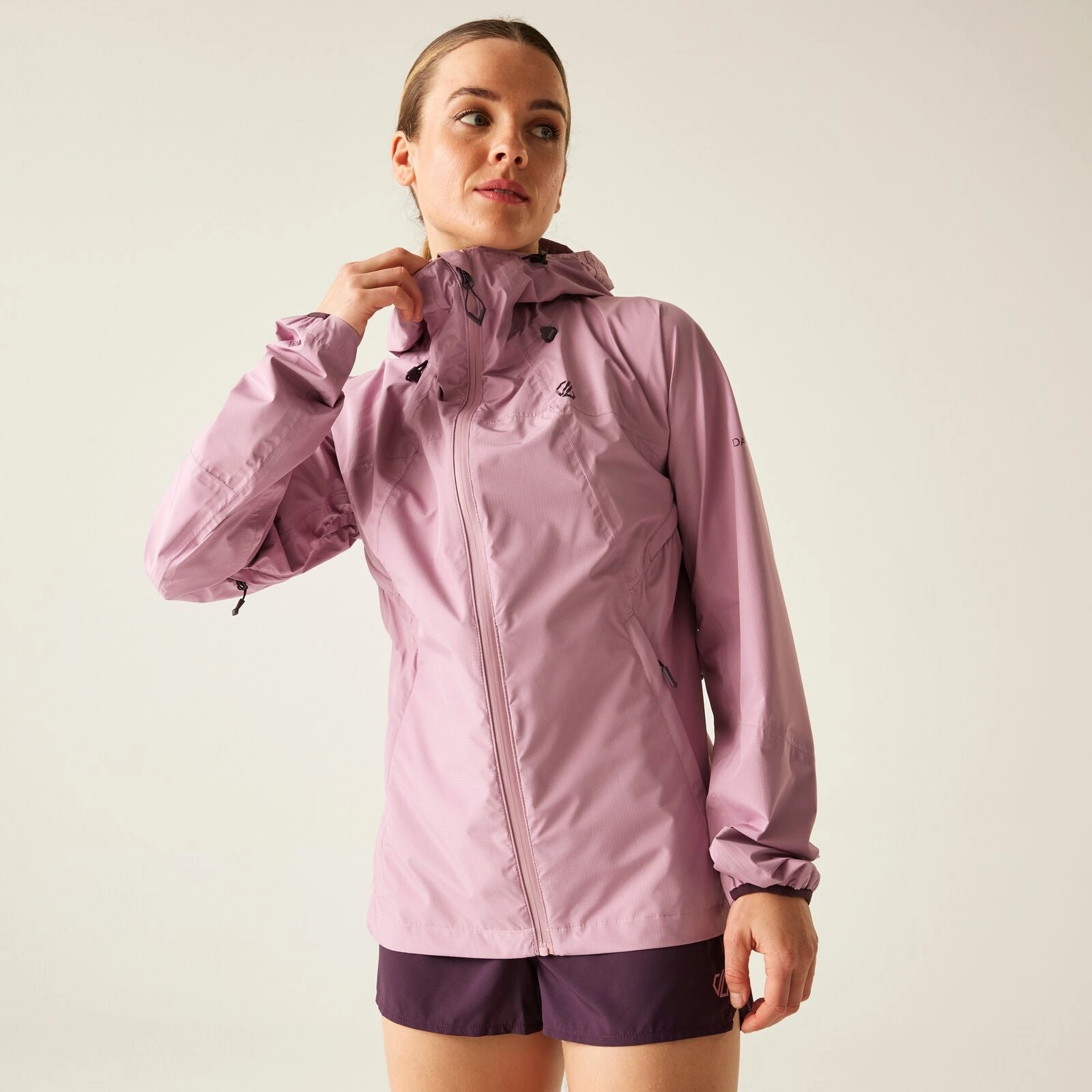 Durable Outer Layer Concealed Zippers Dare 2b Womens Torrek Breath Easy Waterproof Jacket