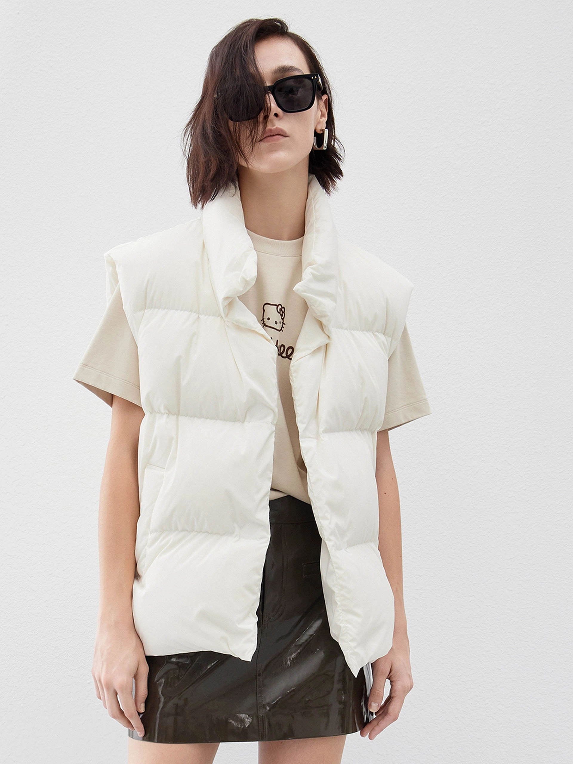 Adjustable Cuff Design LowProfileStitching Down Feather Quilted Vest