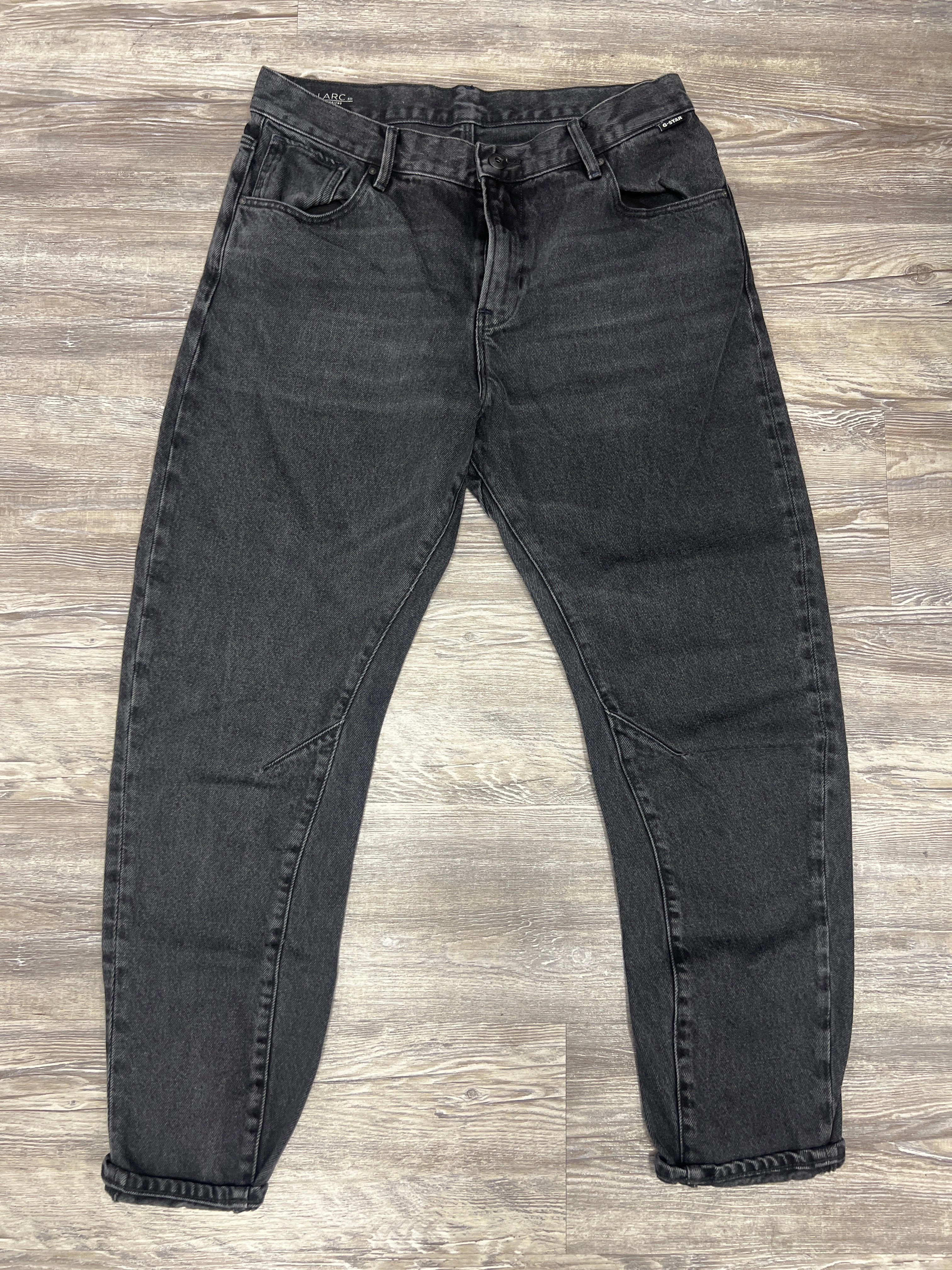 Modern Attire Jeans Designer By Cma In Black Denim, Size: 6