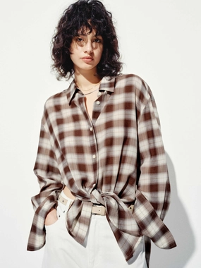 Checked Contrast Loose Shirt Versatile Look Classic Appeal