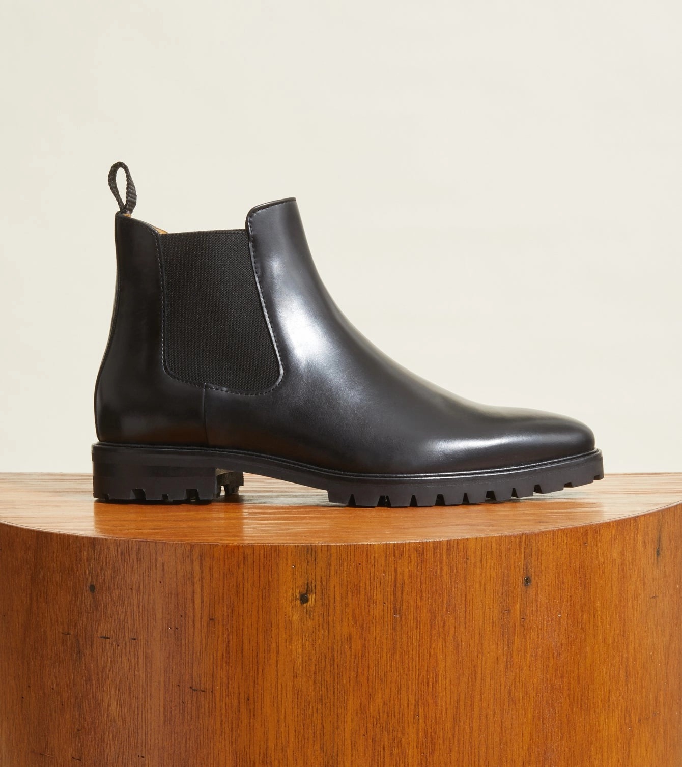 Sleek Fit Grippy Outsole Mountain Climber Ellis Lug Sole
