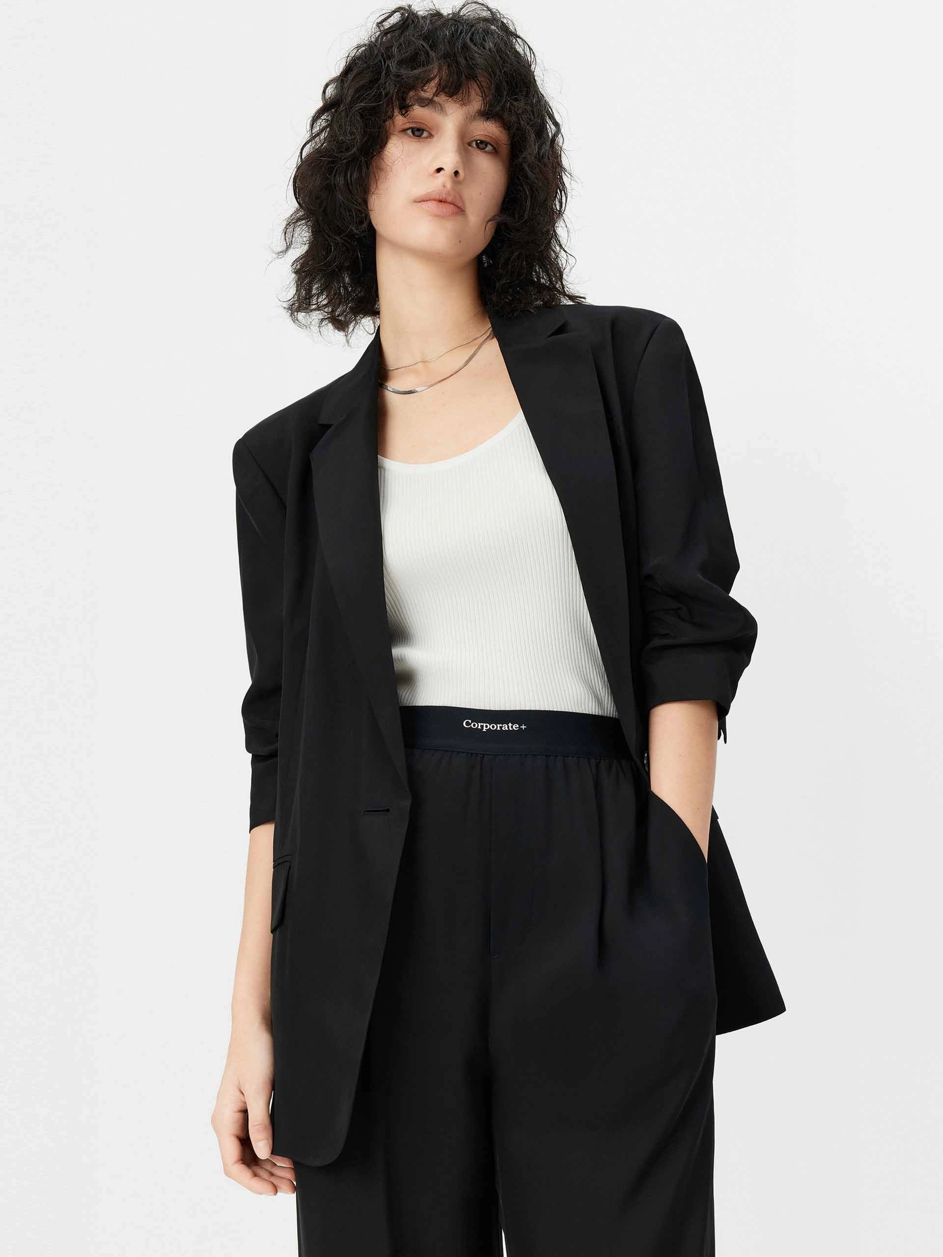 Teflon Finish Padded Shoulders Relaxed Blazer