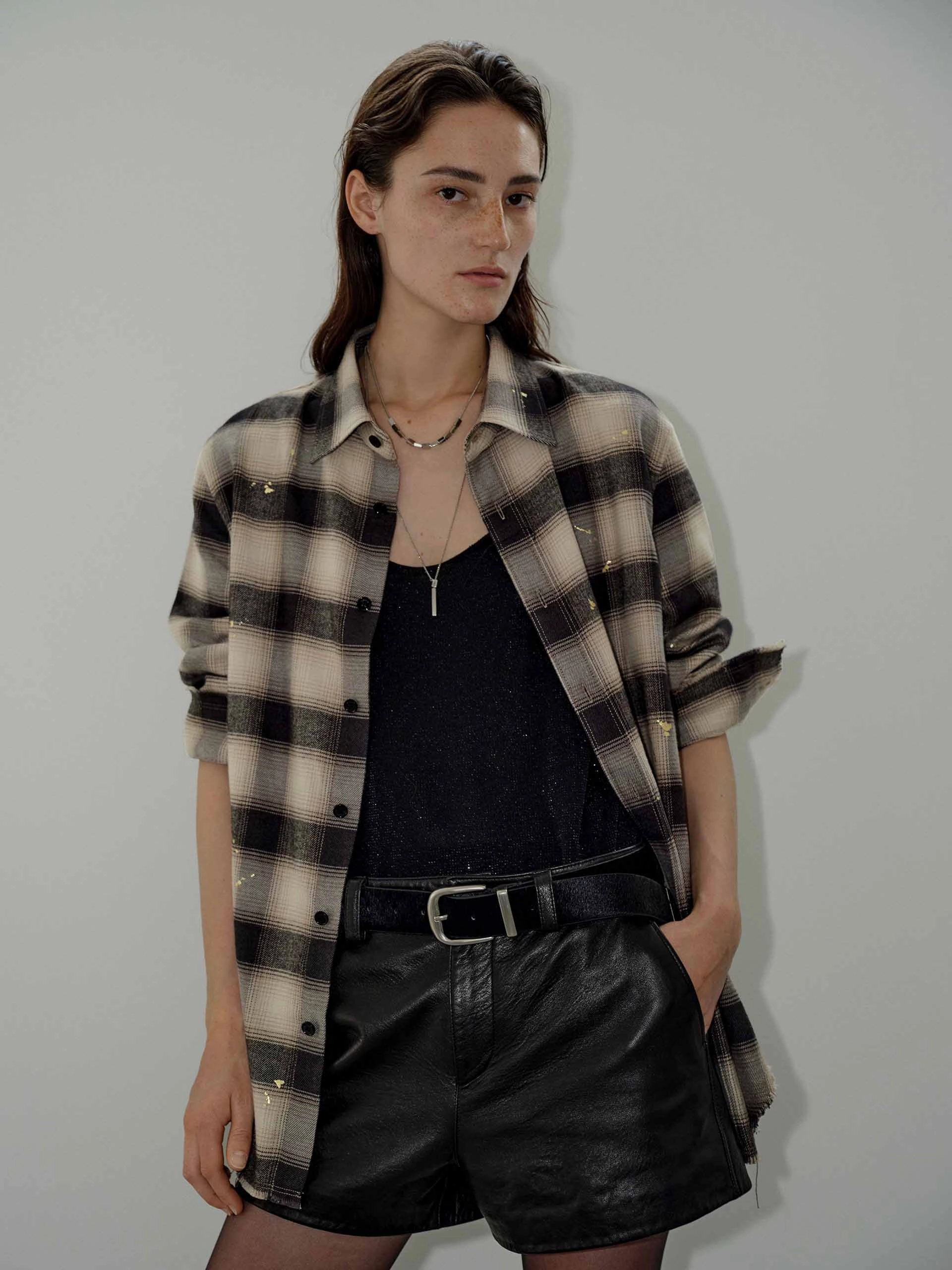 Seamless Shoulder Tailored Style Gold Splatter Plaid Shirt