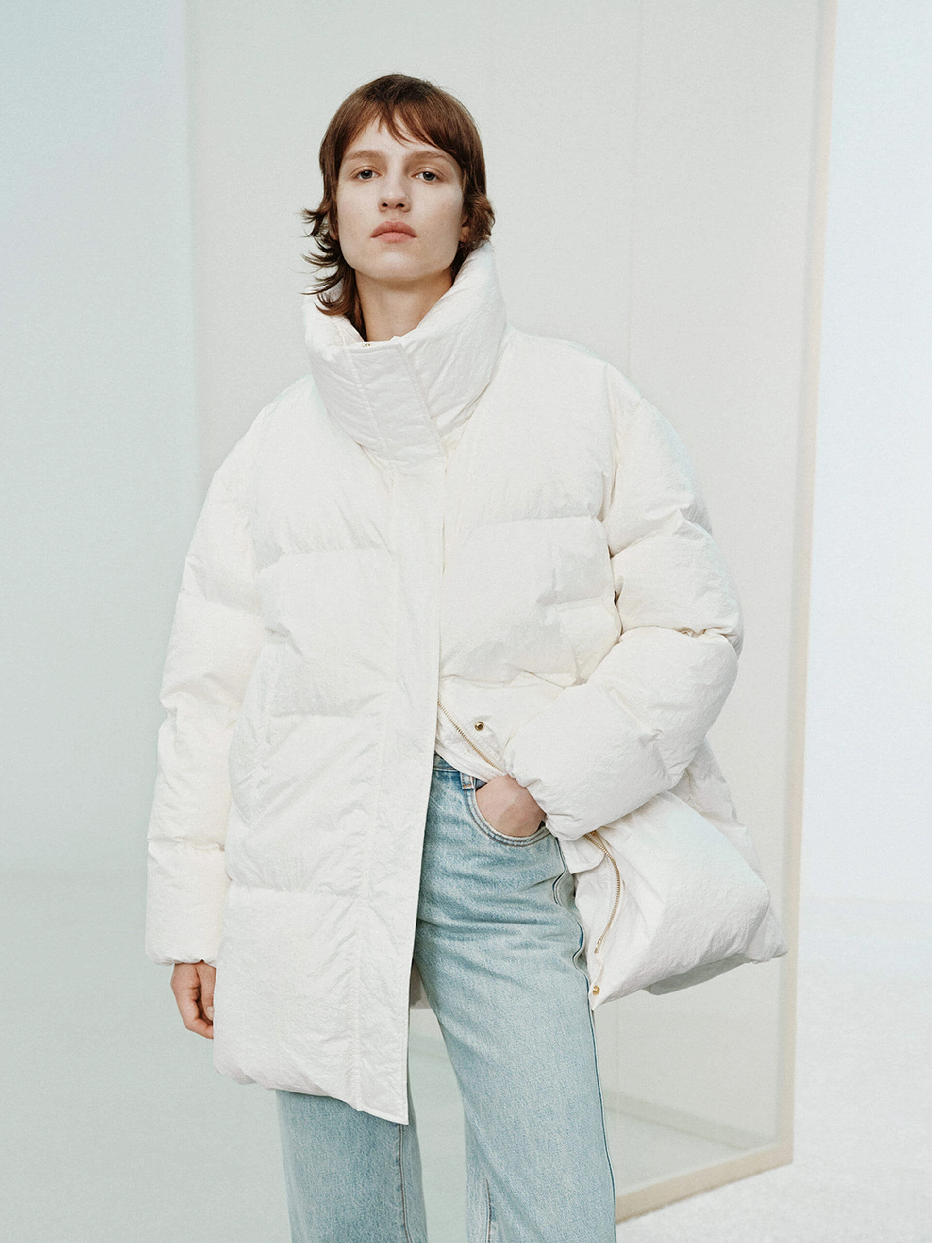 Funnel Neck Down Jacket Taped Neckline Travel Must