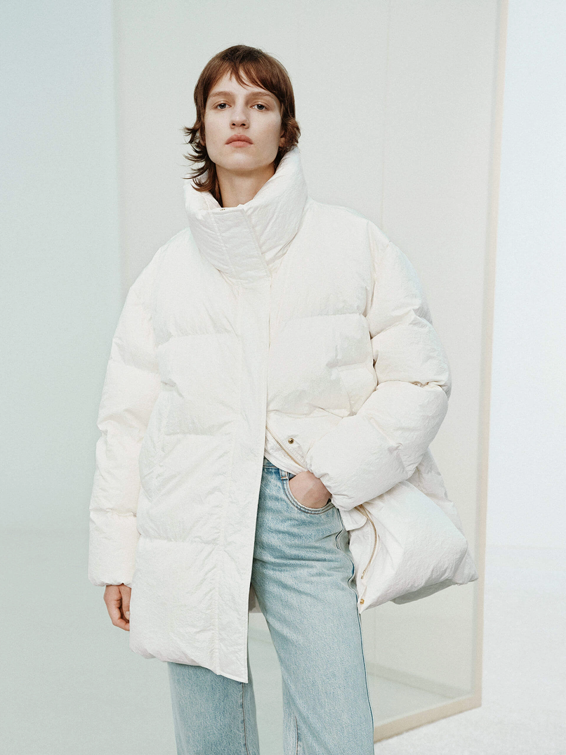 Funnel Neck Down Jacket Heat Sealed Seams