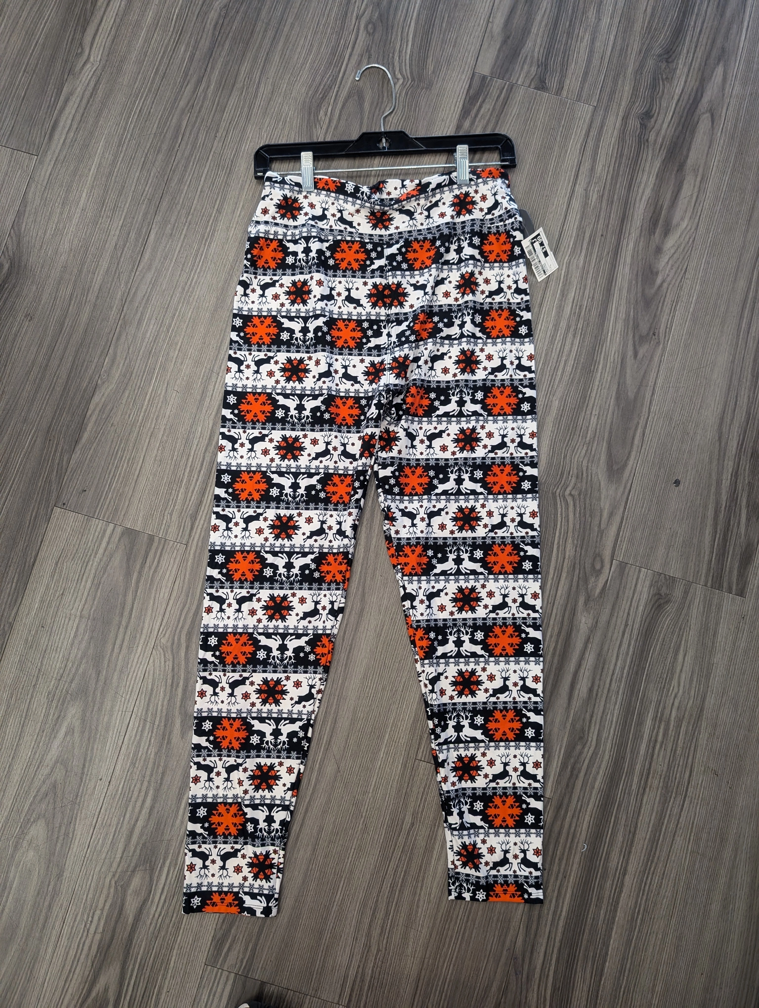 Leggings By Clothes Mentor In Christmas, Size: L Mountain Hike Trend Seeker