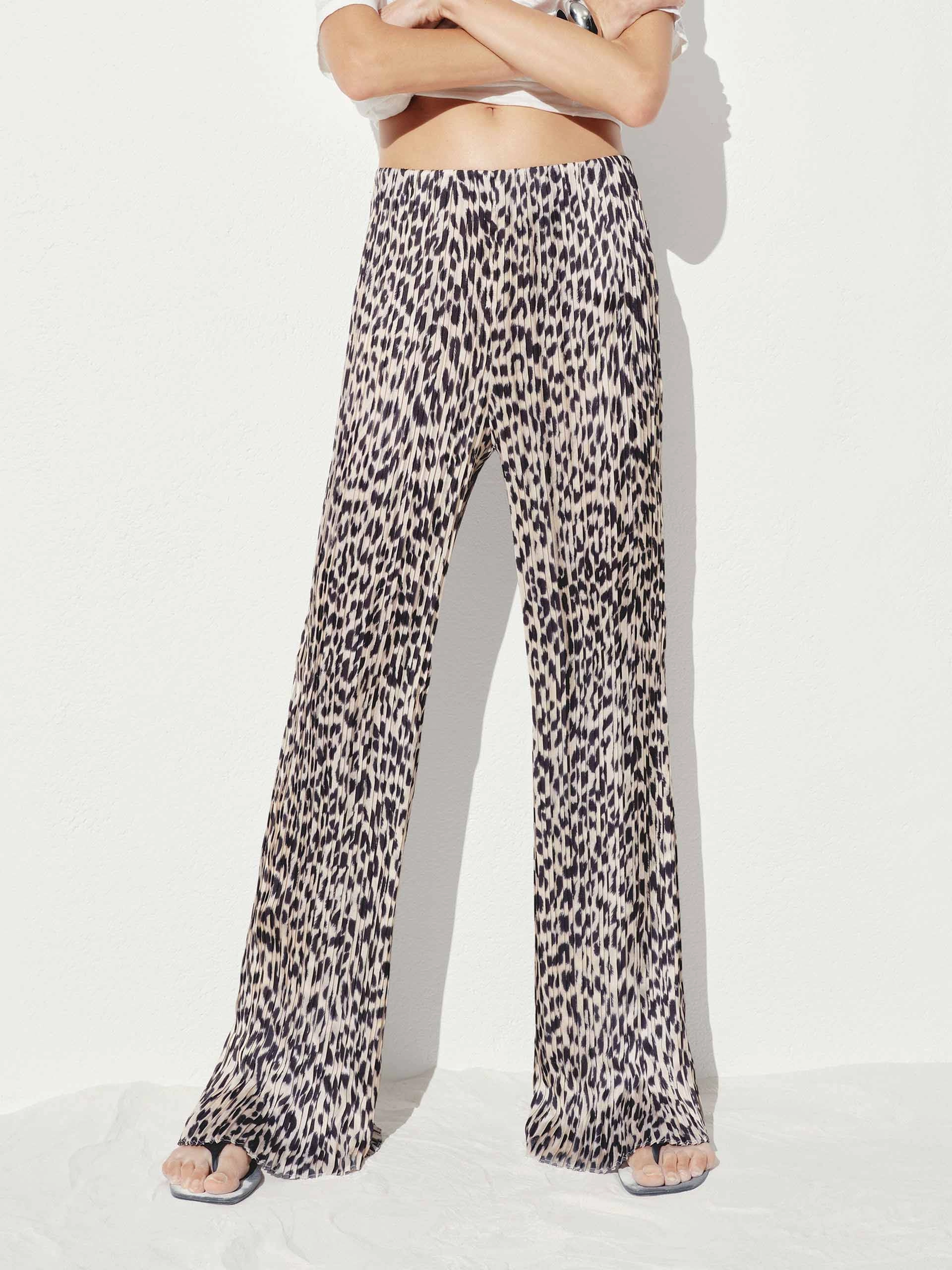 Comfy Cut Leopard Print Loose Trousers