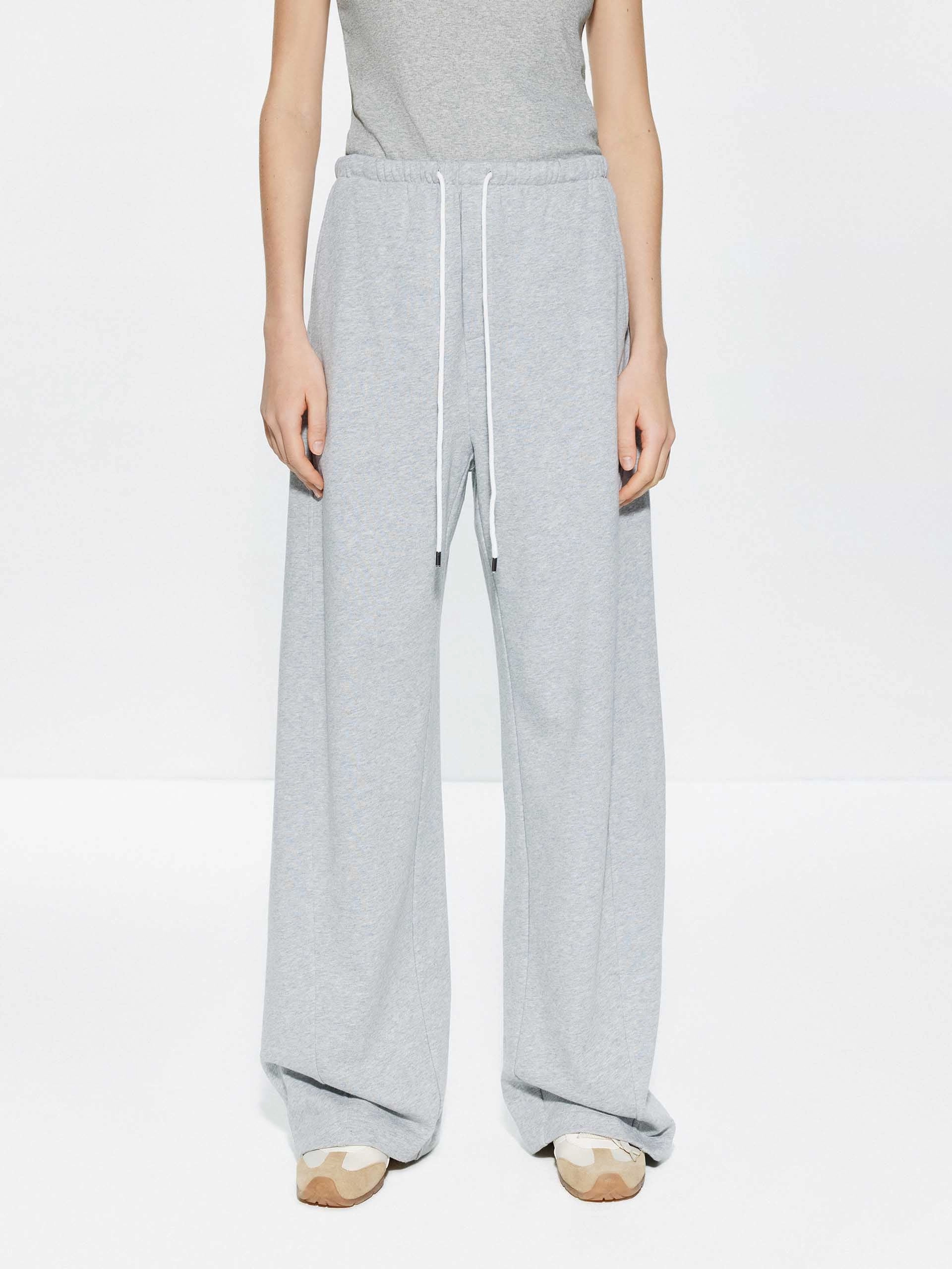 Casual Chic slim cut Cotton Barrel Leg Pants