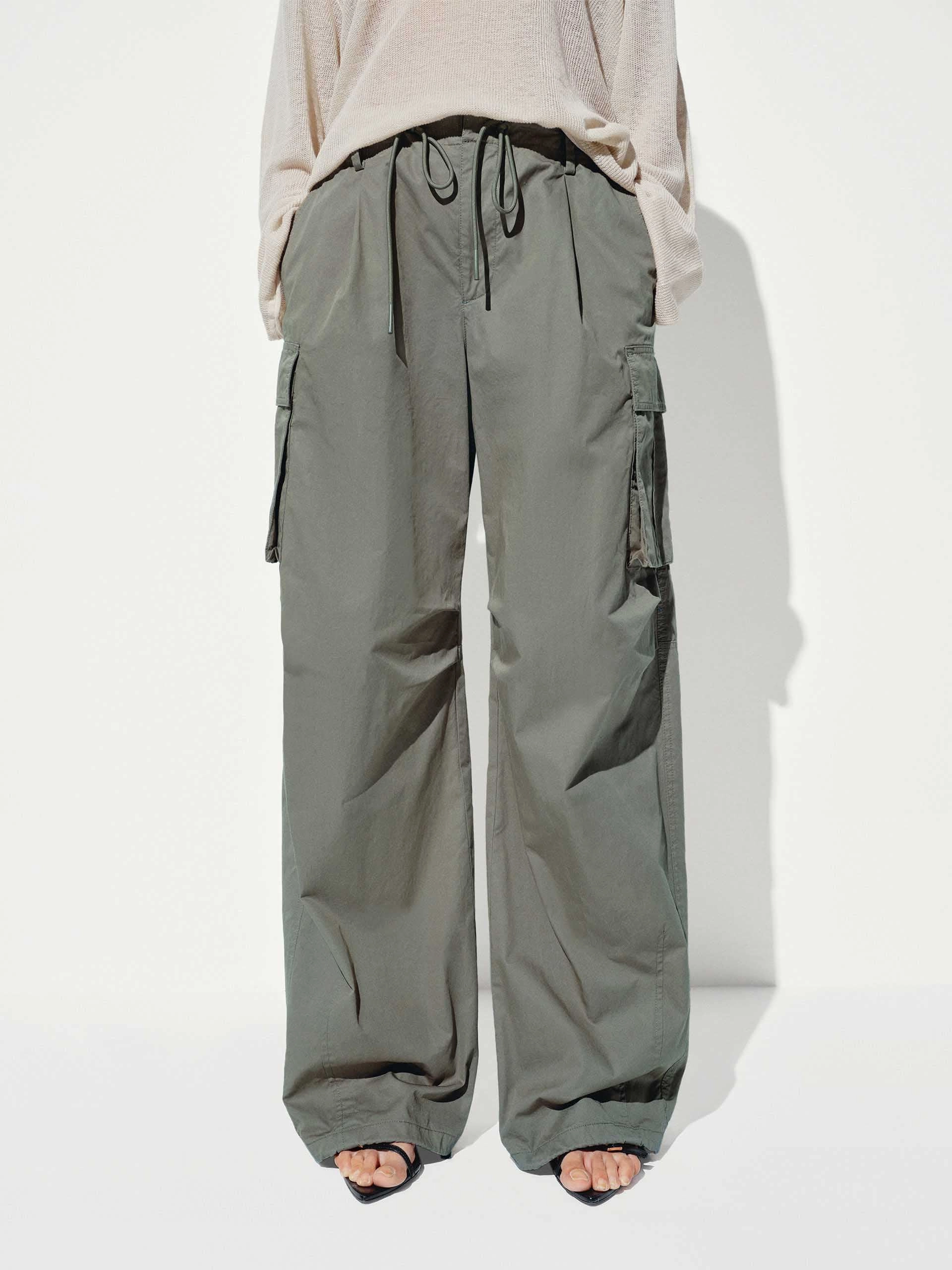 Cotton Barrel Leg Cargo Pants Smooth Finish