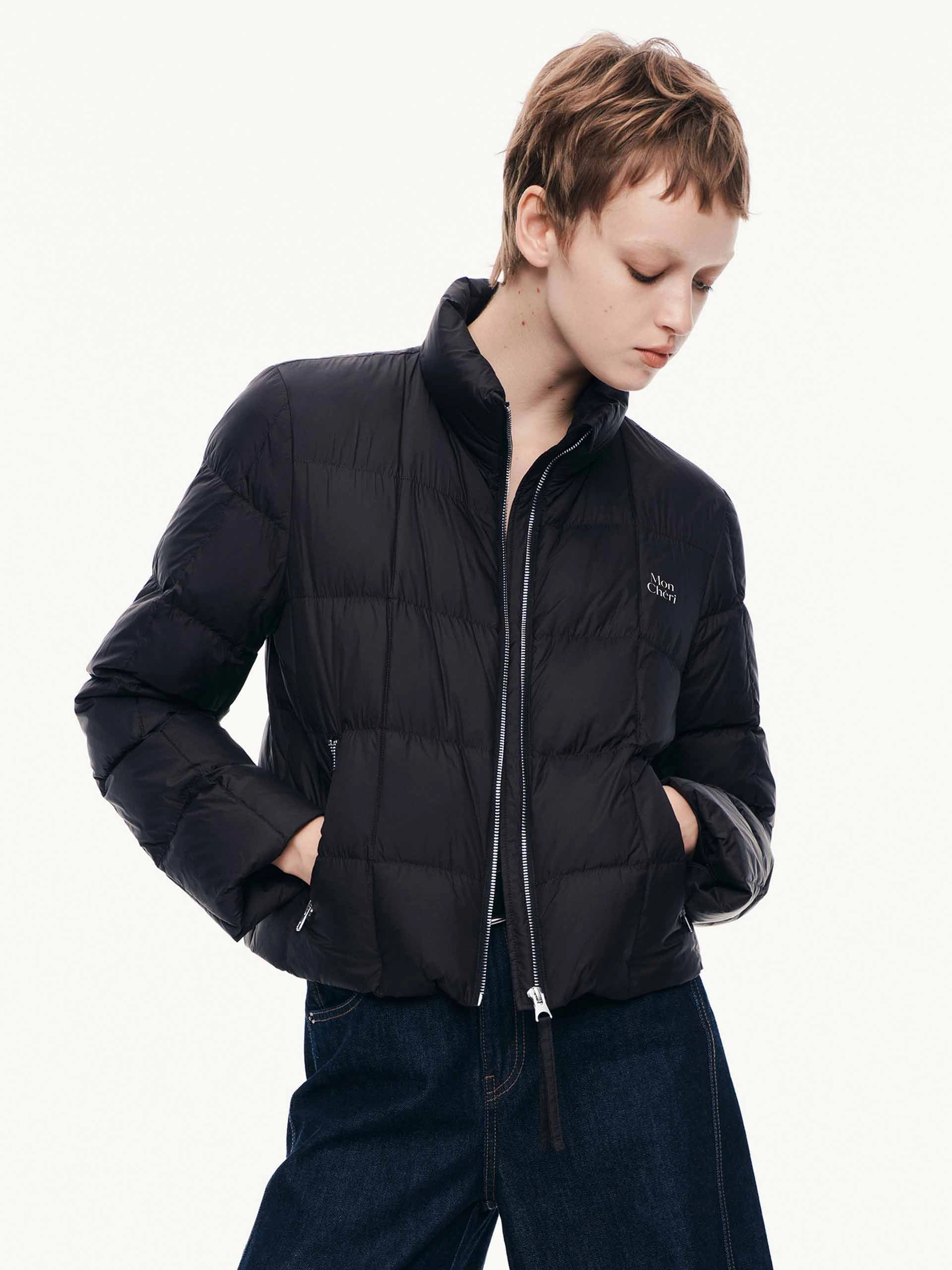 Lightweight Zipper Down Jacket Thermoregulating Lining Belted Style