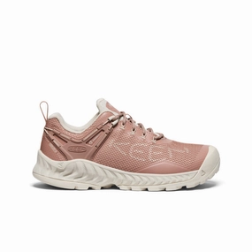 Flat Bottom Women's NXIS EVO Waterproof Shoe  |  Warm Taupe/Raw Umber