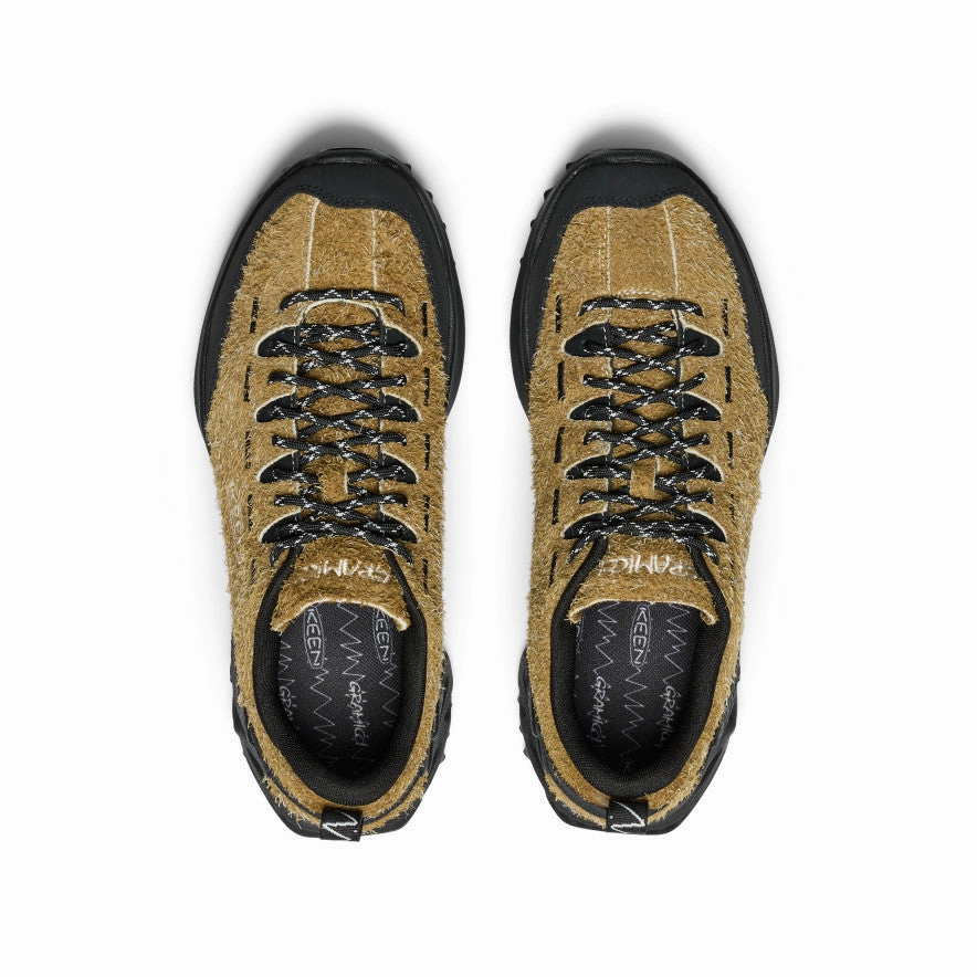 Men's Jasper Zionic Sneaker x Gramicci  |  Gothic Olive/Black Active Lifestyle