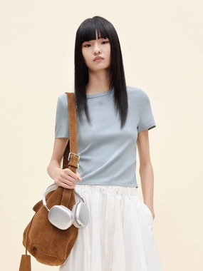 Cotton Blend Slim T-shirt Bold colors Moisture Management