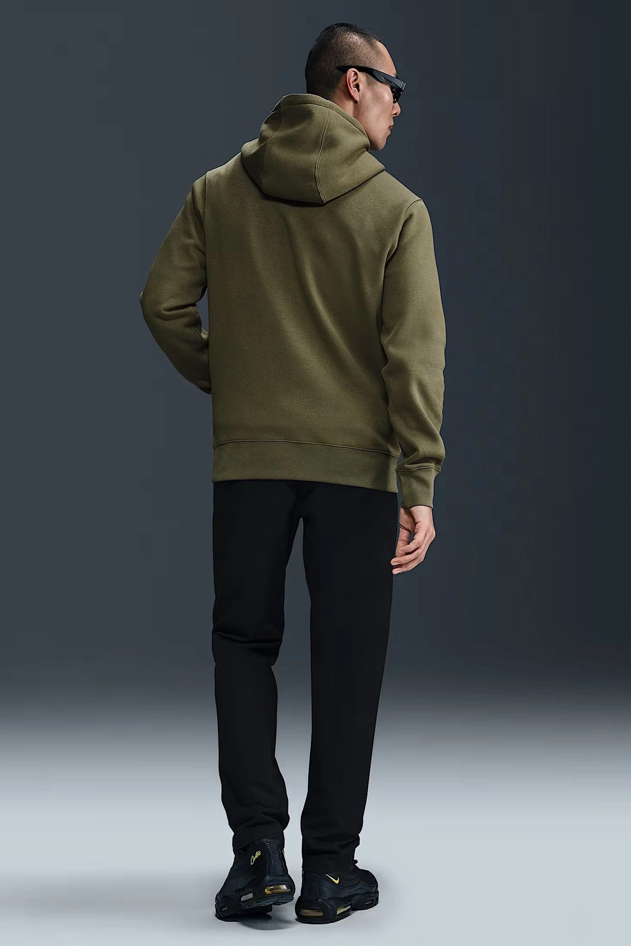 Nike Club BB Pullover Fleece Hoodie Medium Olive White Convertible Sleeves Bonded Seam Technology