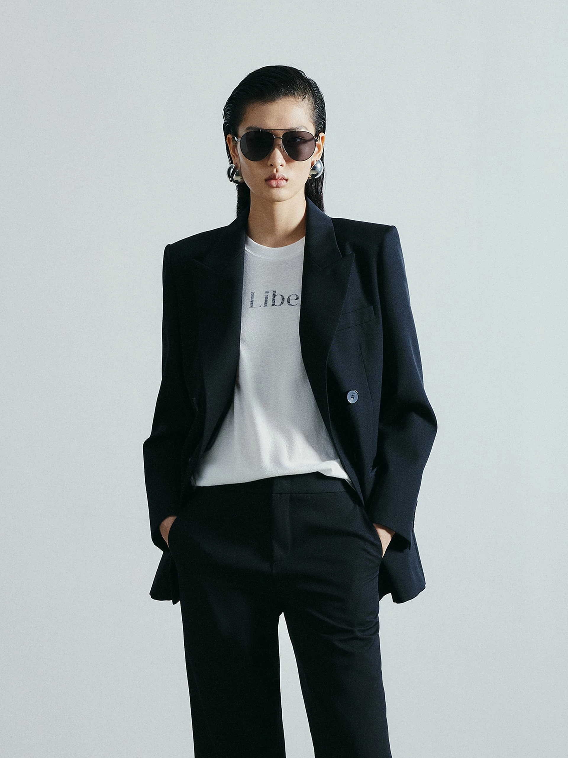 Foldable Shoulder Straps Structured Wool Blazer