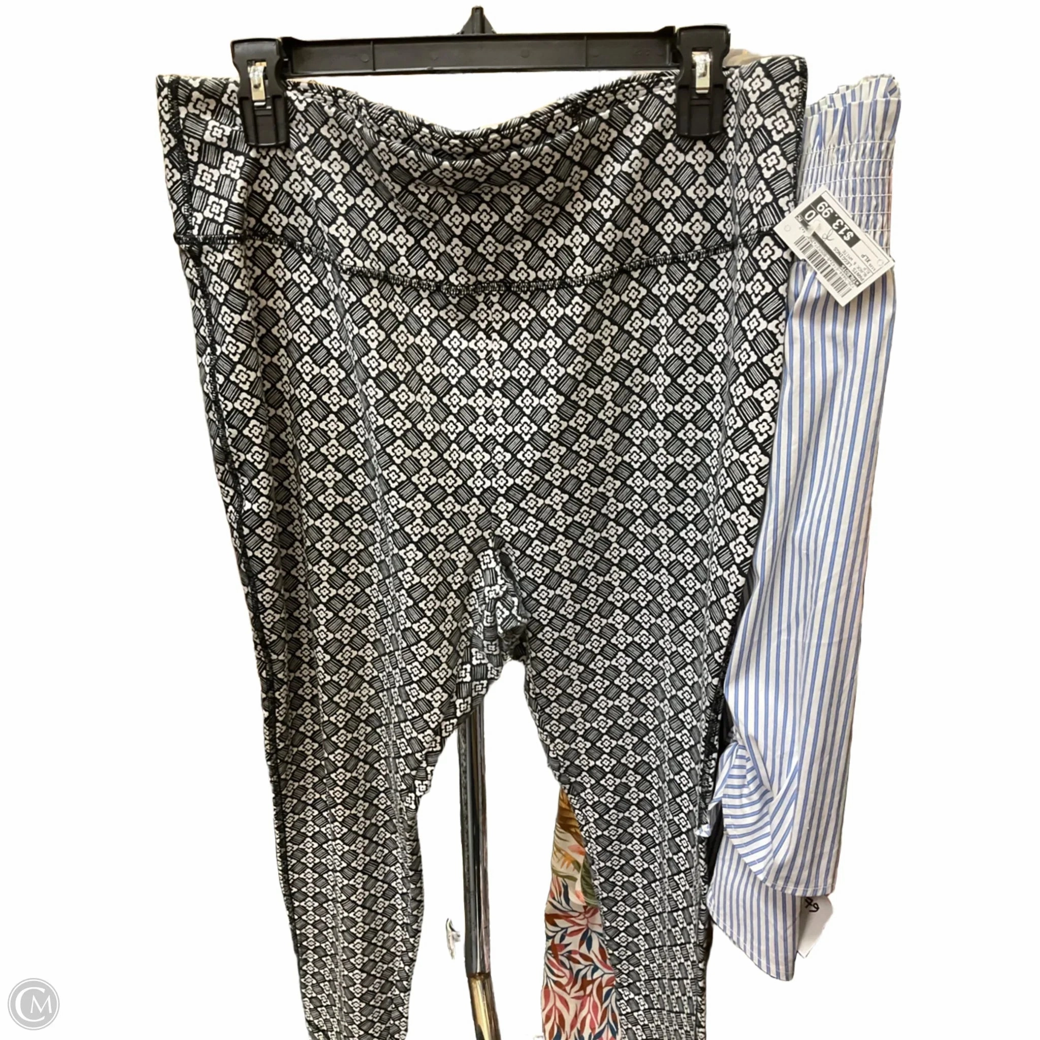 Trend Seeker Ultra Light Pants Leggings By Talbots In Black & White, Size: Xlp