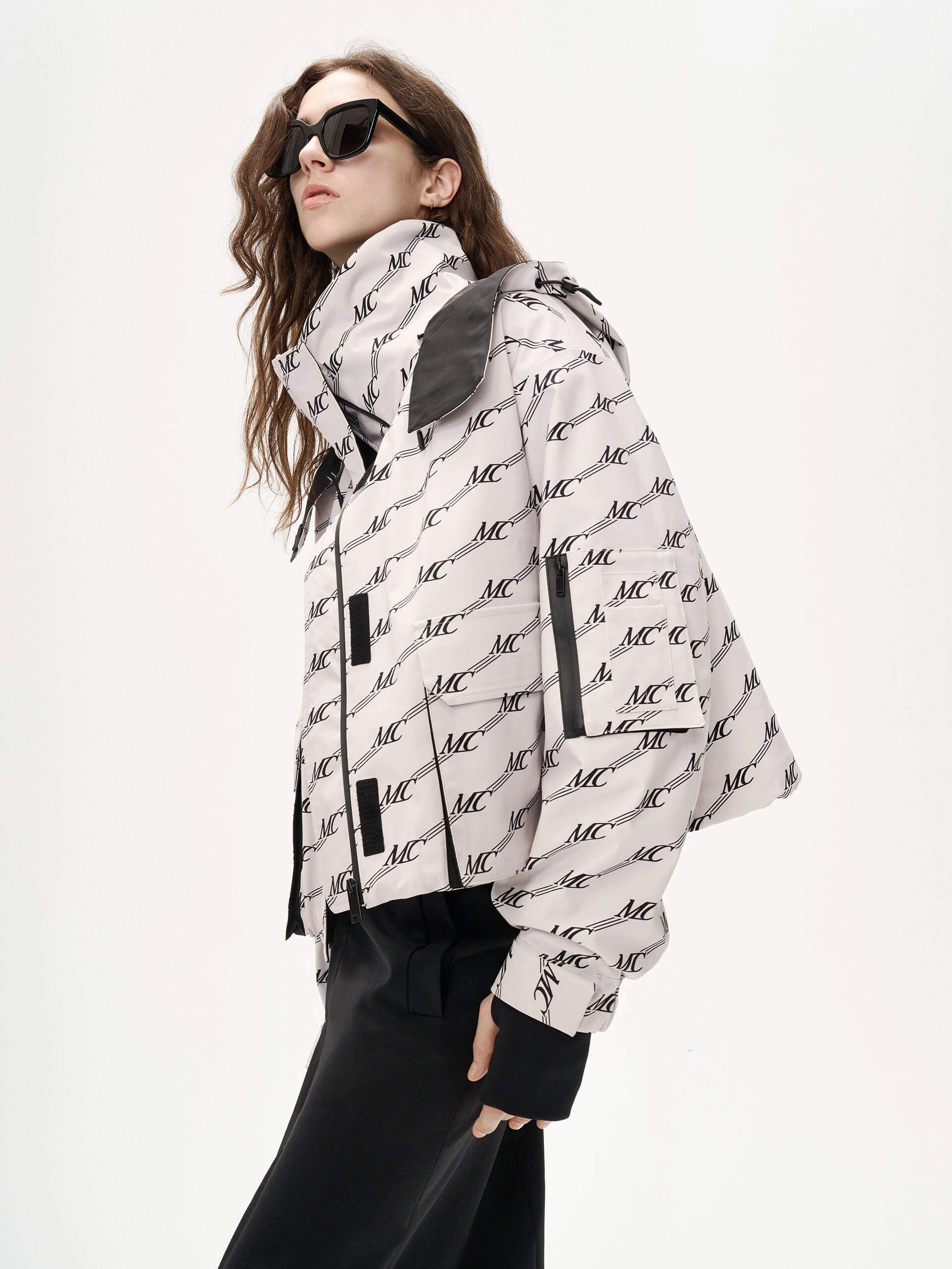 Stretch Material Double Layer Protection Cropped Monogram Down Jacket
