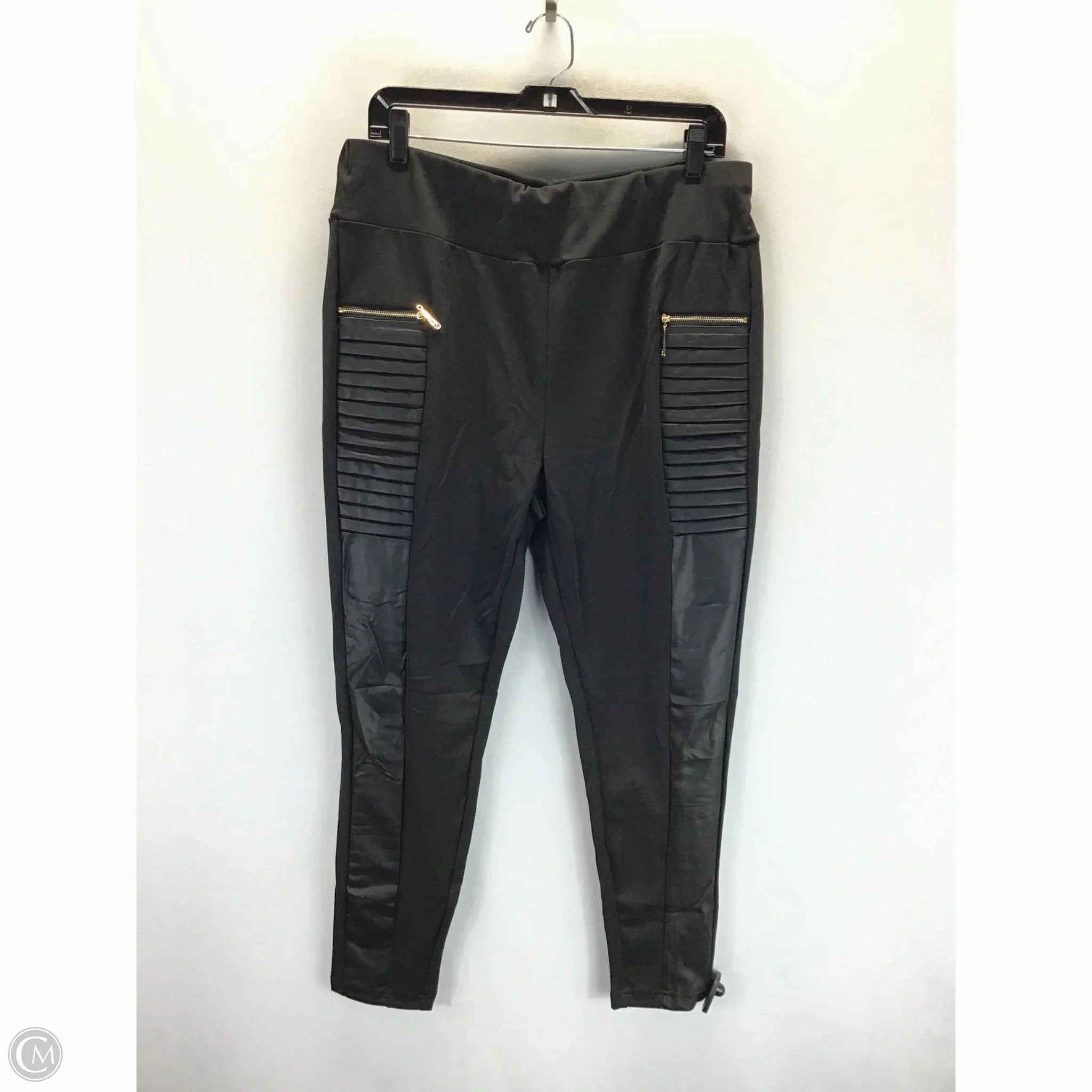Sleek Comfort Wear Outdoor Lover Fitness Training Pants Leggings By Clothes Mentor In Black & Gold, Size: 2x