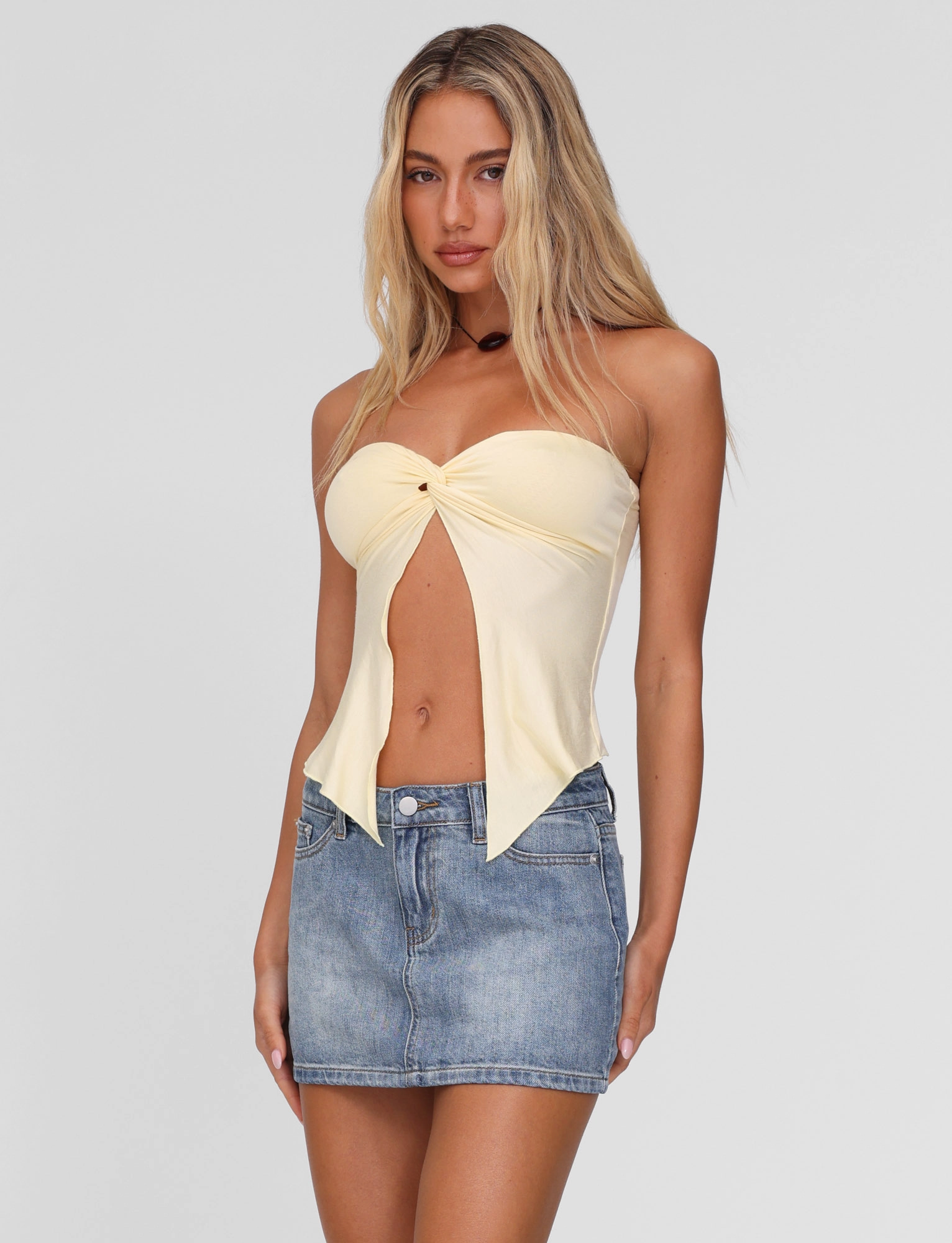 CHARMAINE TOP - LEMON Breezy Fit Understated Elegance