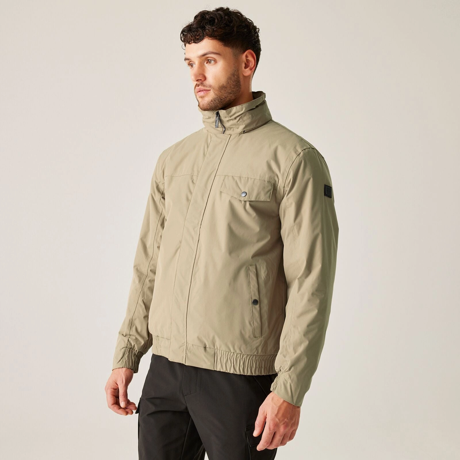 Regatta Mens Raynor Insulated Waterproof Jacket simple design Adjustable Detachable Hood
