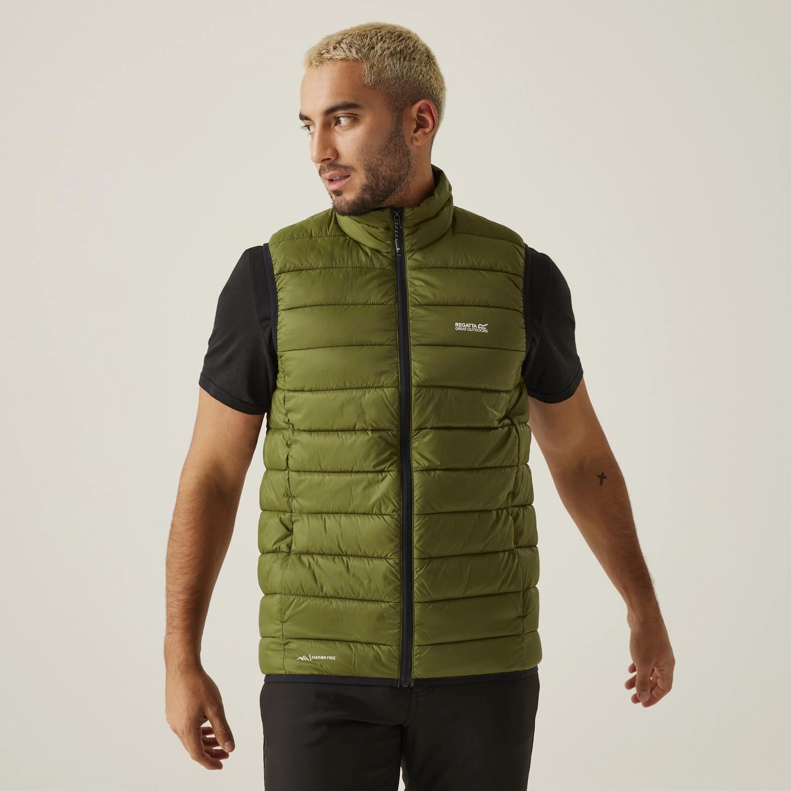 Regatta Mens Marizion Baffled Water Repellent Gilet Foldable Design
