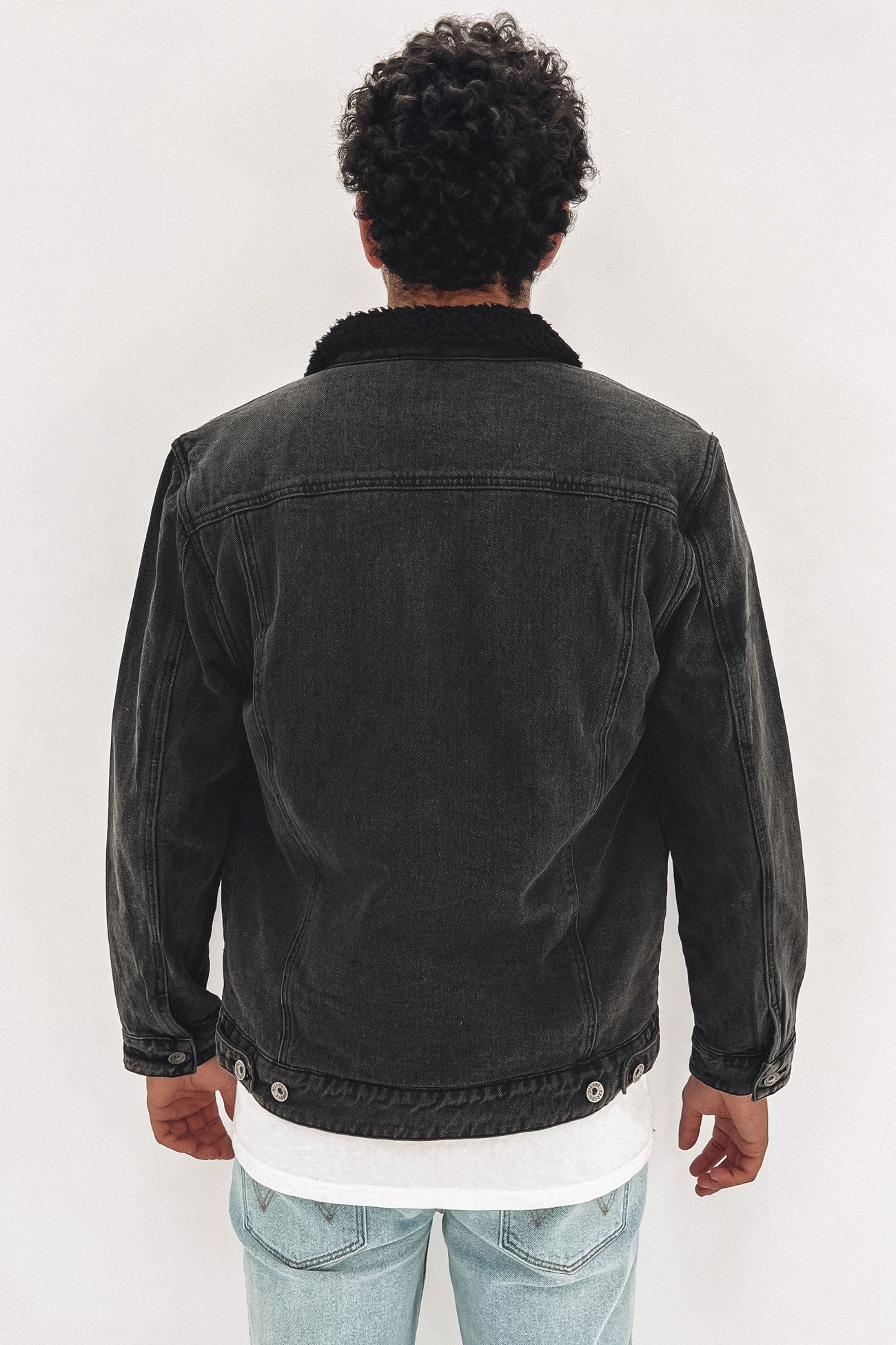 Anti Pilling Surface Treatment Jefe Sherpa Jacket Washed Black