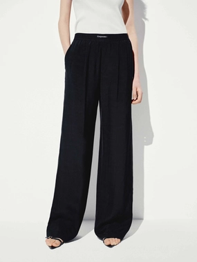 Essential Comfort Classic Cut Side Pockets Straight Trousers