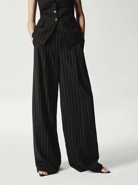 Soft and Light Wool Striped Straight Trousers