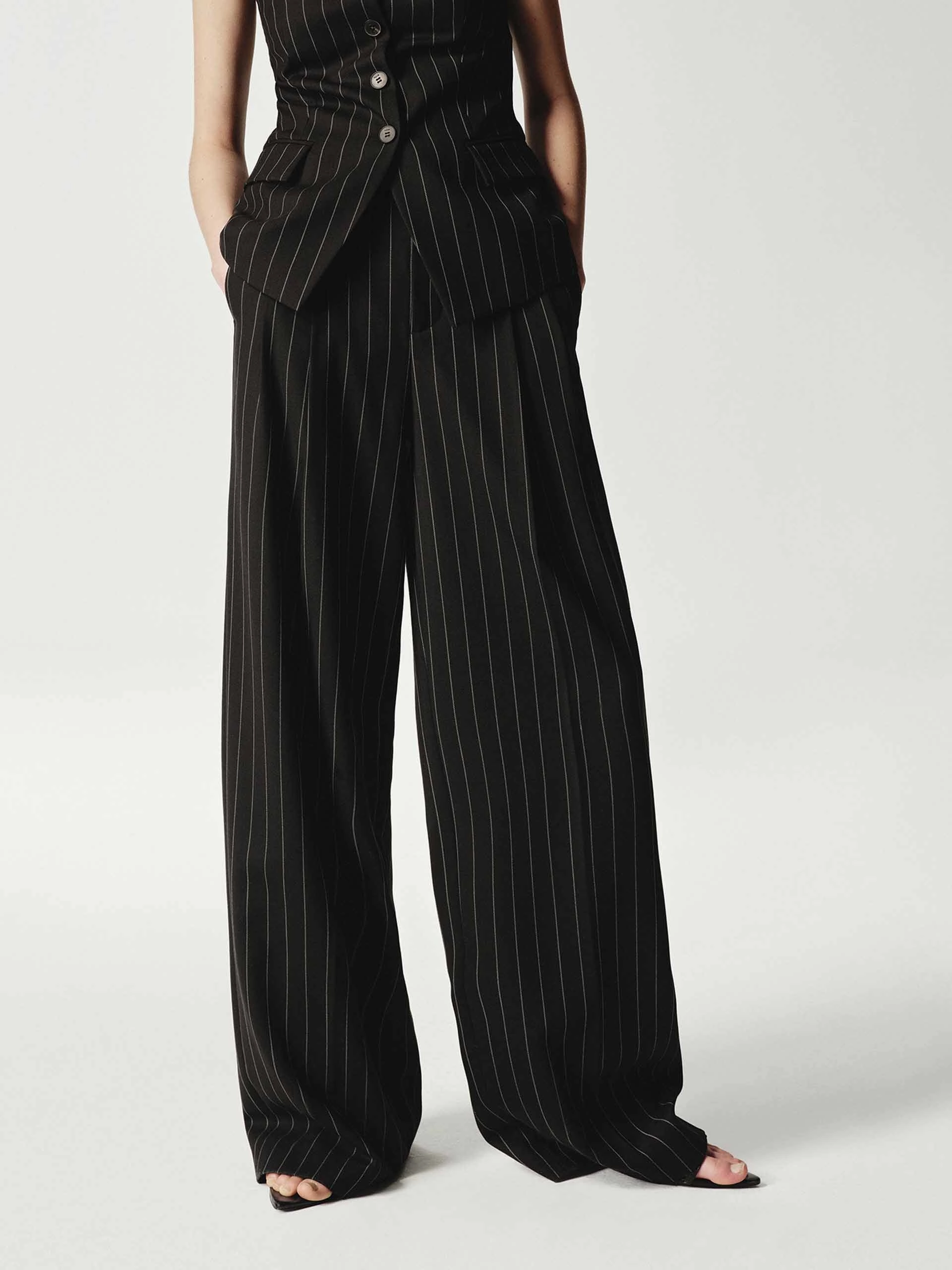 Soft and Light Wool Striped Straight Trousers