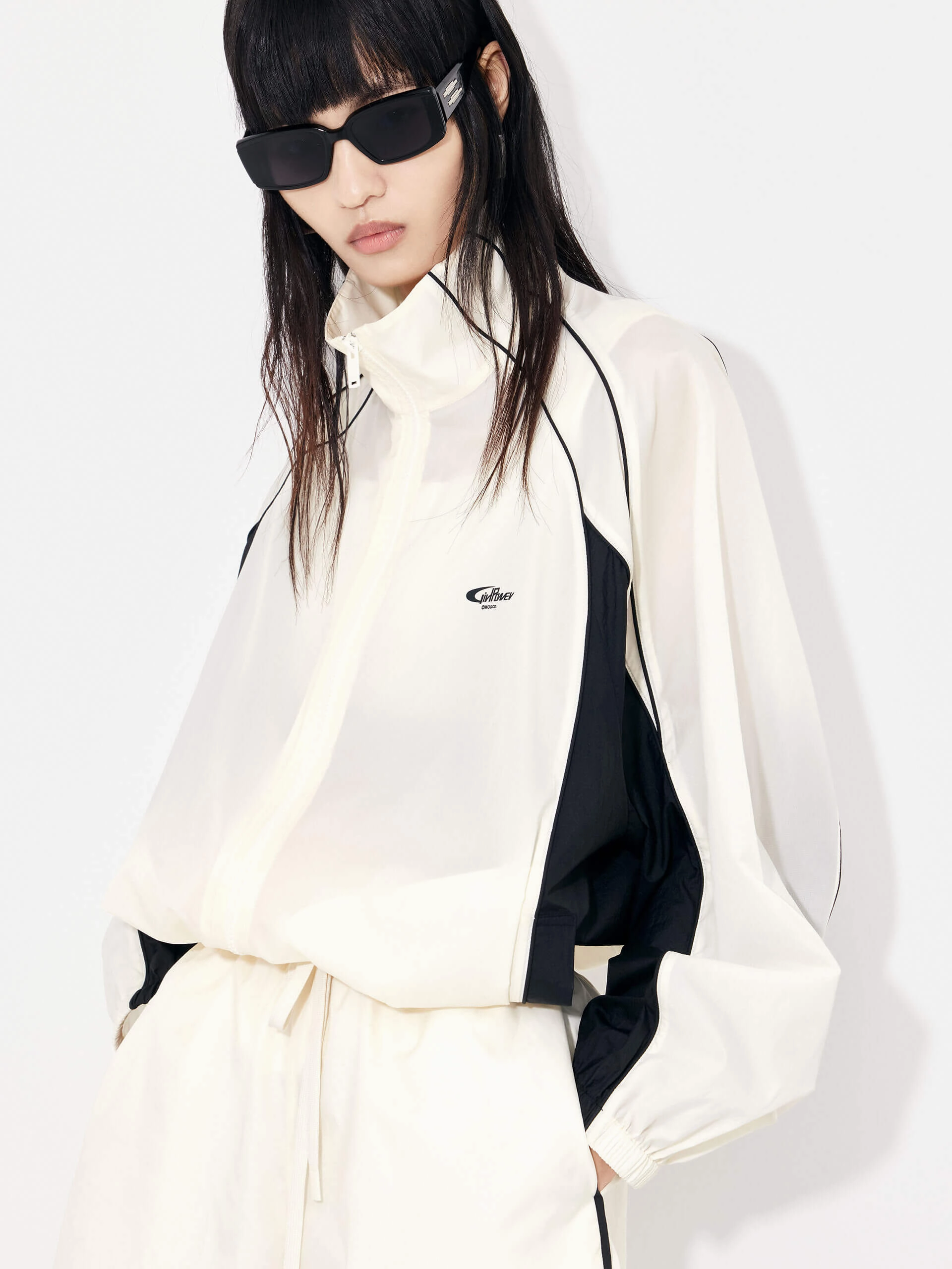Crisp Air Piece Contrasting Track Jacket