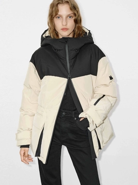 Contrast Hood Down Jacket Non Restrictive Fit