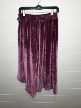 Skirt Designer By Alice   Olivia  Size: 8 Seasonal Layering beaded embellishment