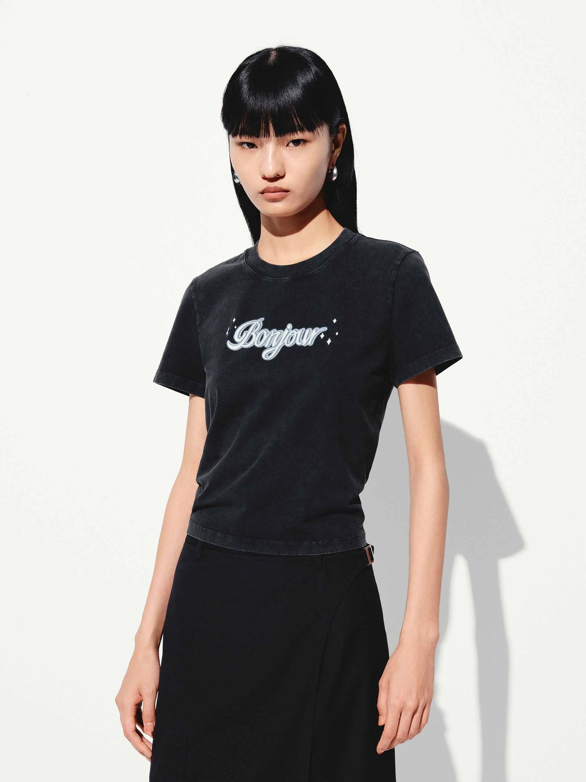 Round Neck Slim Fit T-shirt MoistureControlFibers Brushed Interior Lining