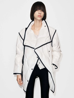 Lightweight Construction Flexible Material Contrast Trim Down Jacket
