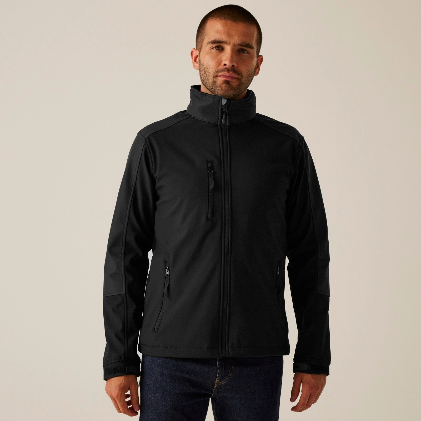 DoubleLayered Collar CompressionPackableFabric Regatta Professional Mens Hydroforce 3 Layer Membrane Softshell Jacket