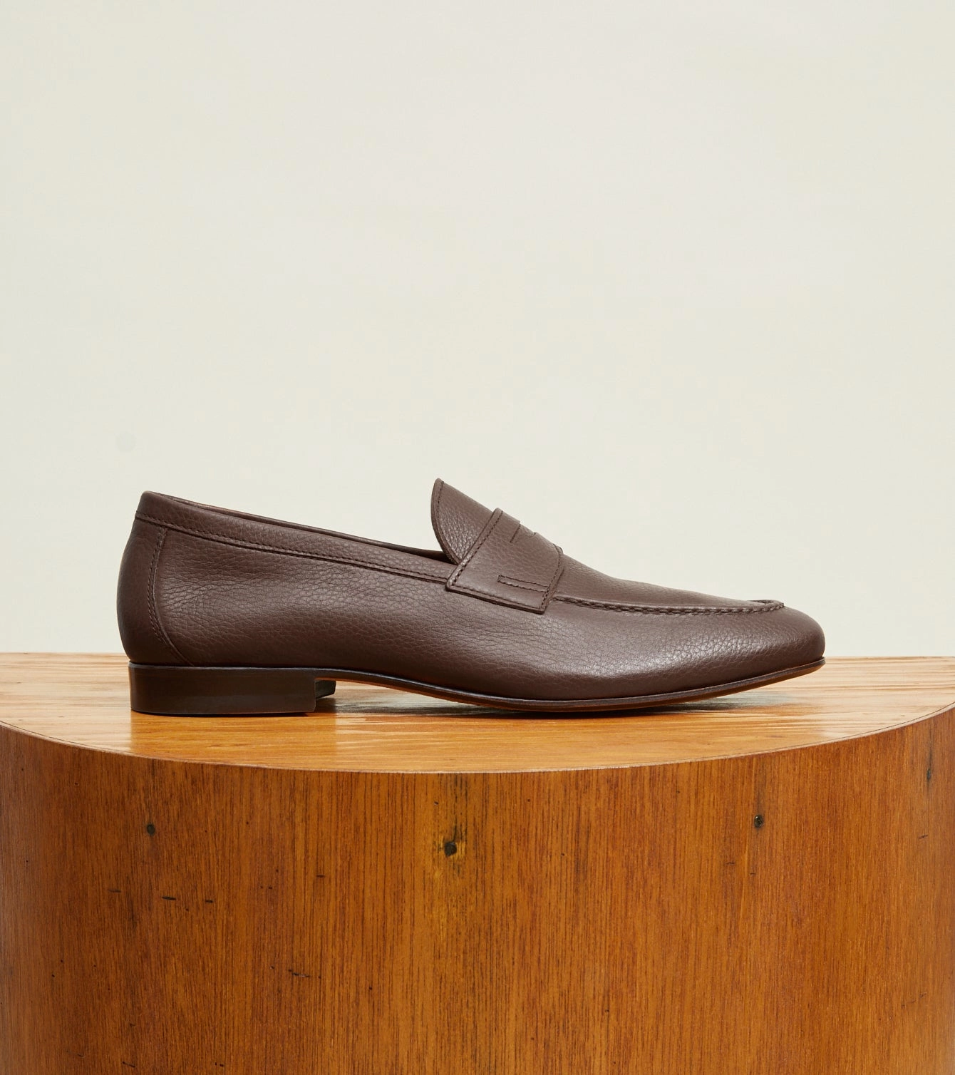 Sharp Cut Slip On Convenience Edward
