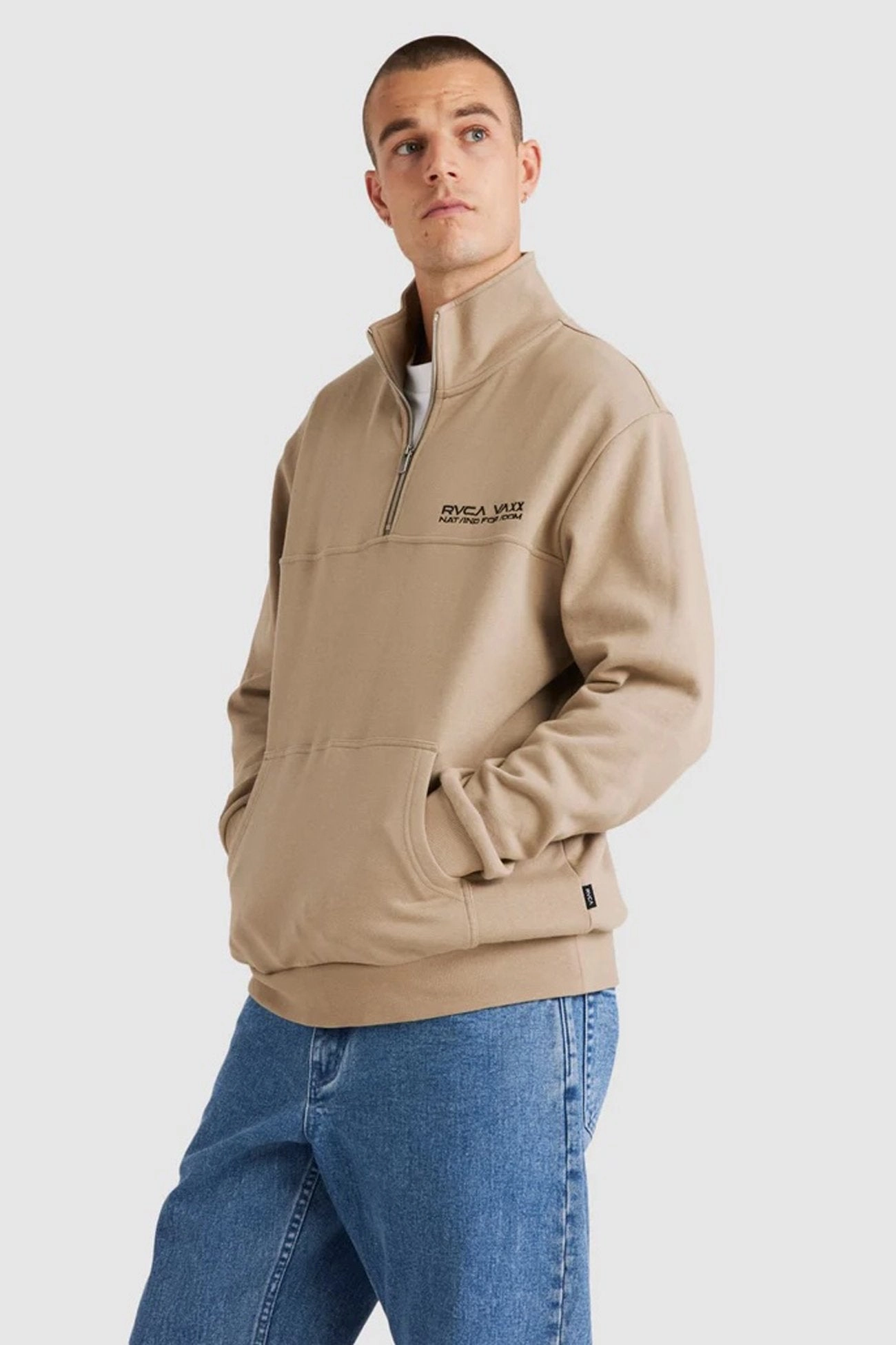 Cold Day Look Insulated Core Technology United Half Zip Crew Mushroom