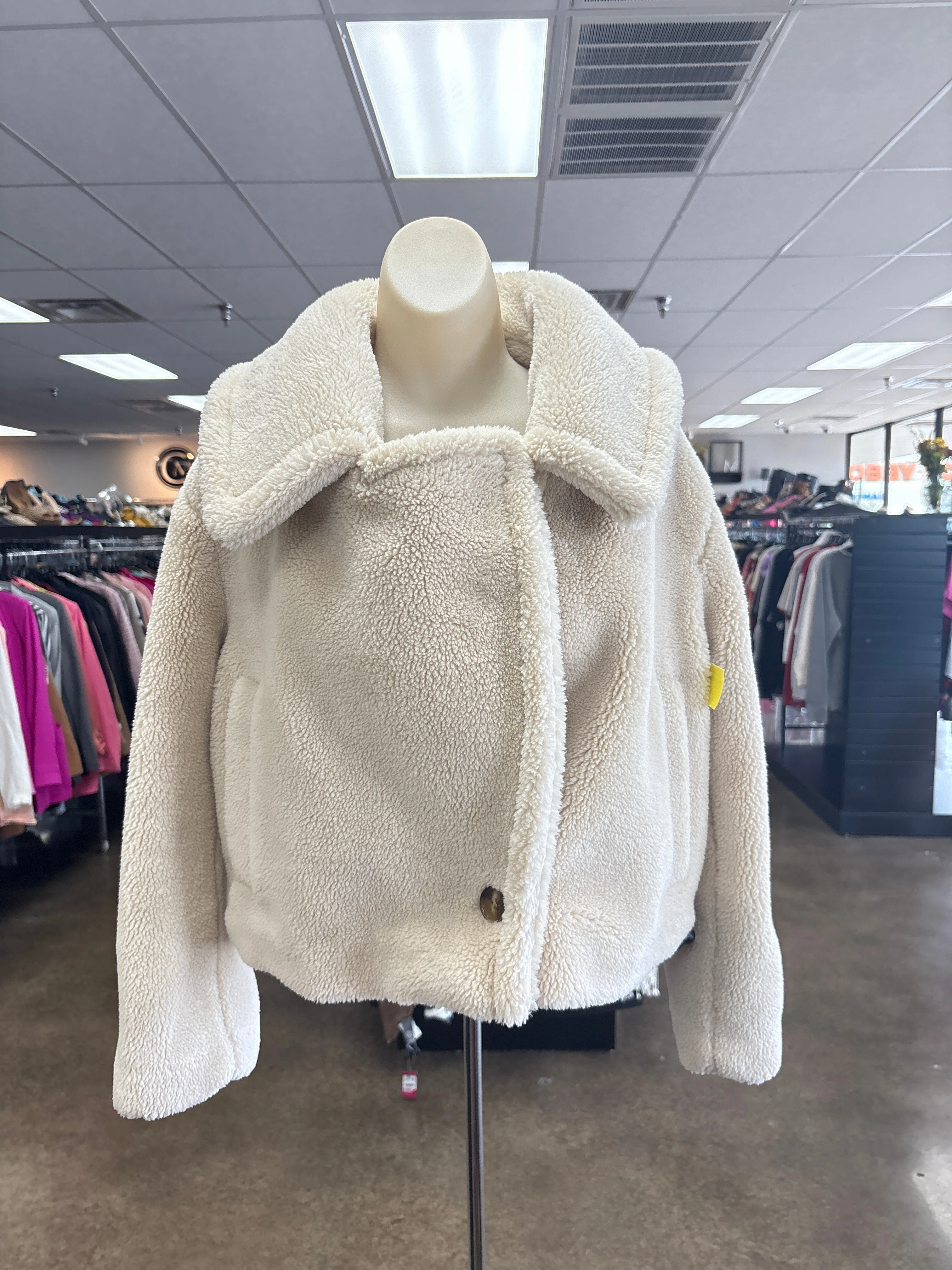 Warmth Retention Soft Shell Coat Faux Fur & Sherpa By Banana Republic In Cream, Size:Mp