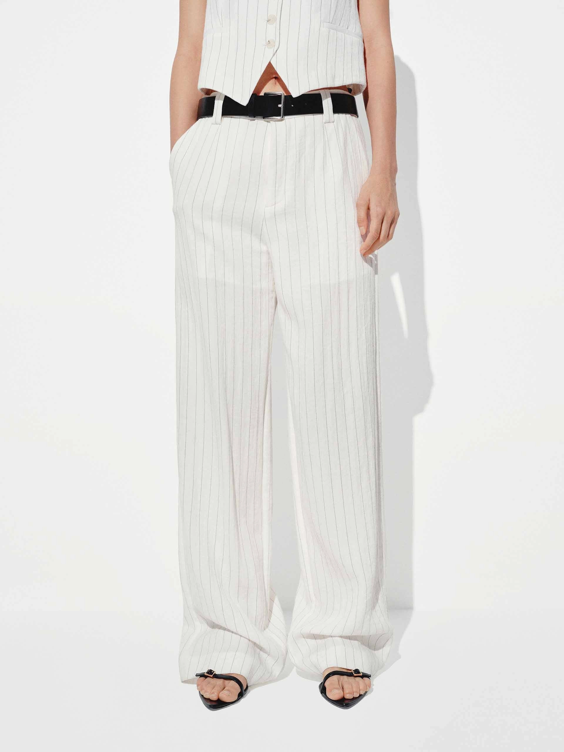 Flowy legs No Ride Up Design Pinstripe Straight Trousers