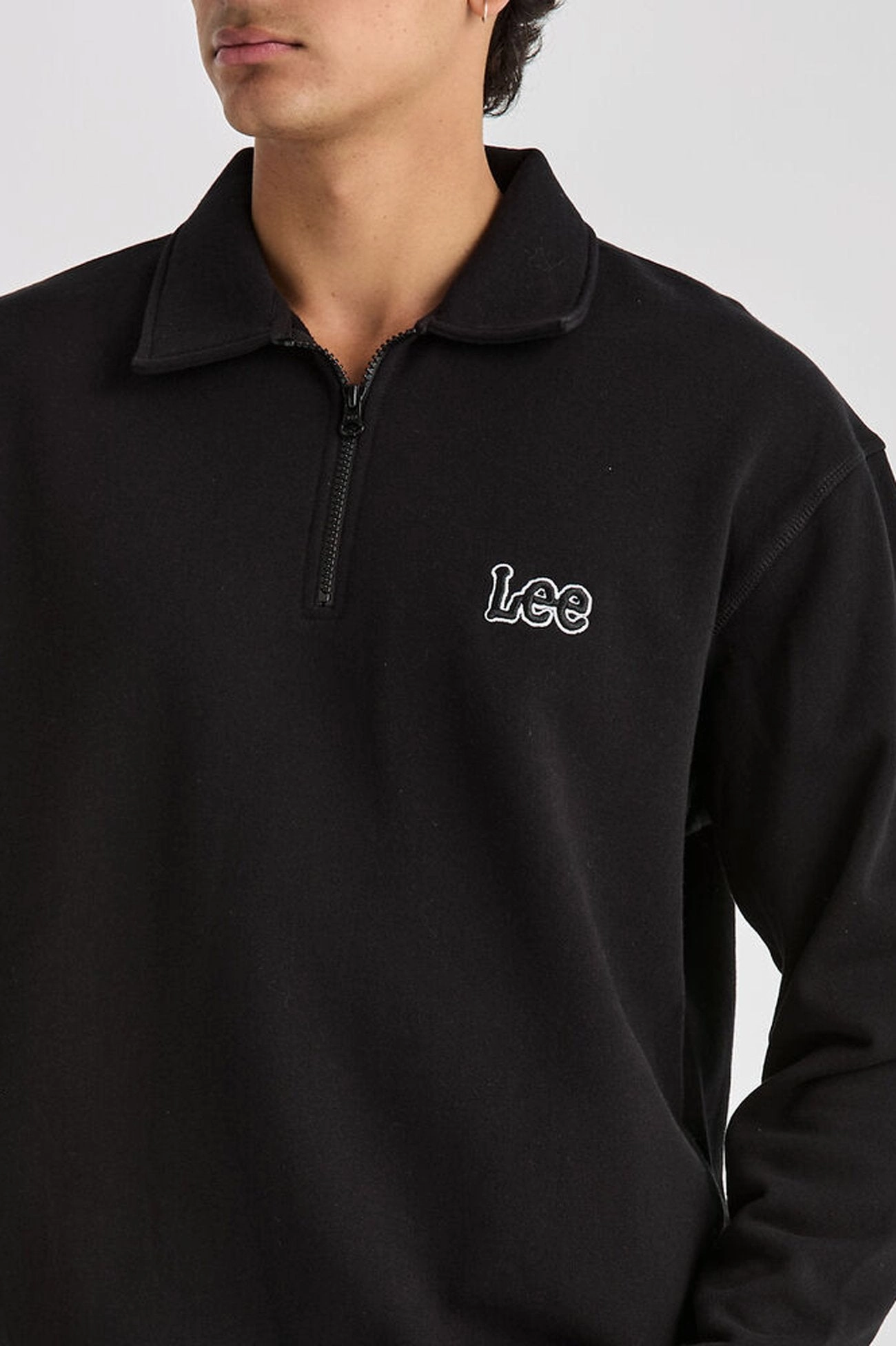 Collar Fleece Sweat Black Seamless construction Wind Resistant Fabric