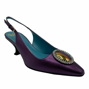 Valentina Docile in ESTEE NORMA Silky feel